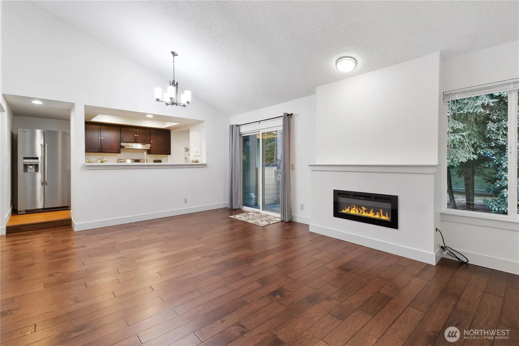 14401 SE Petrovitsky Road #B209, Renton, WA 98058