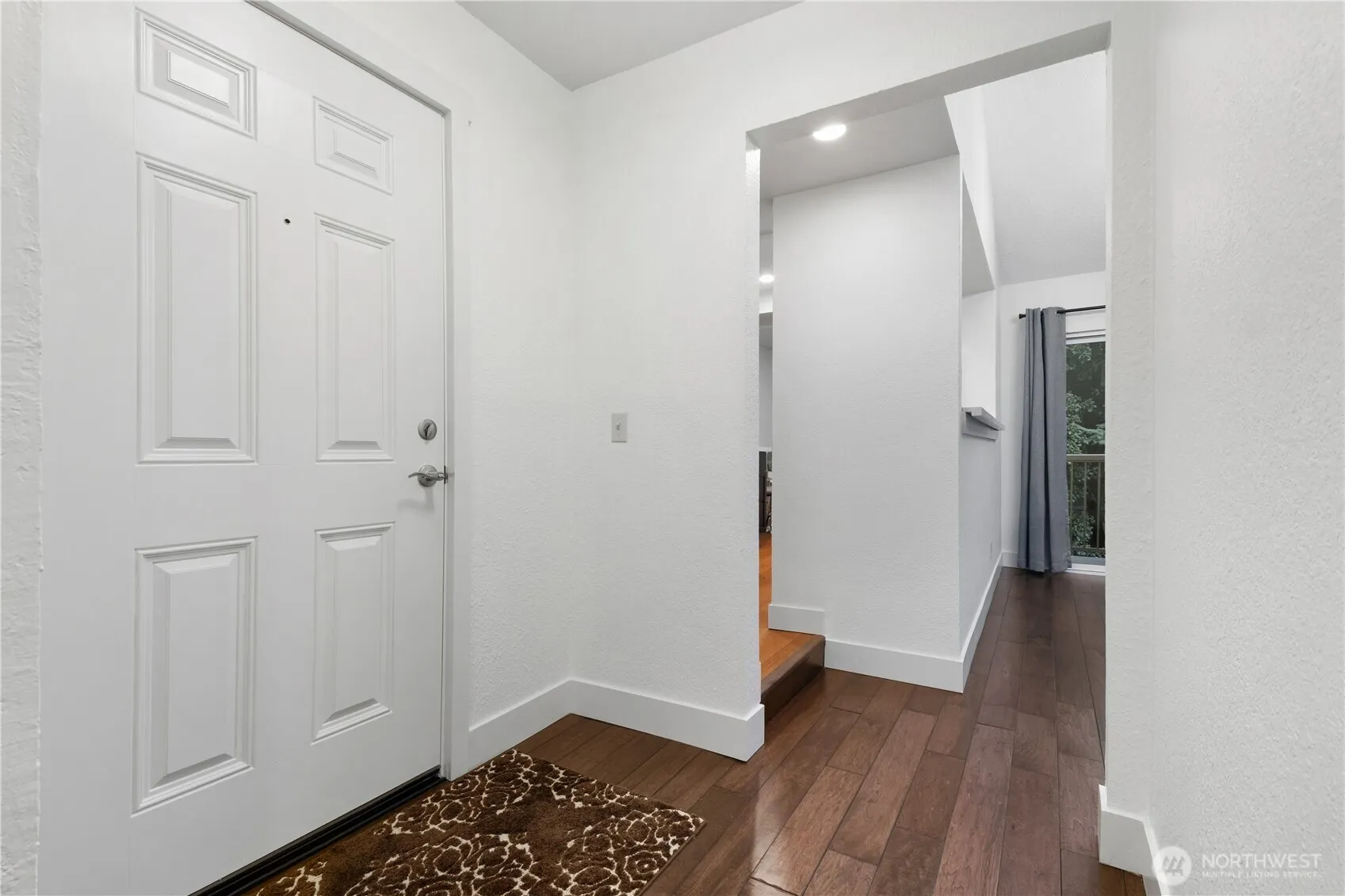 14401 SE Petrovitsky Road #B209, Renton, WA 98058