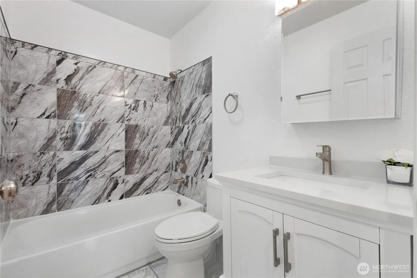 14401 SE Petrovitsky Road #B209, Renton, WA 98058