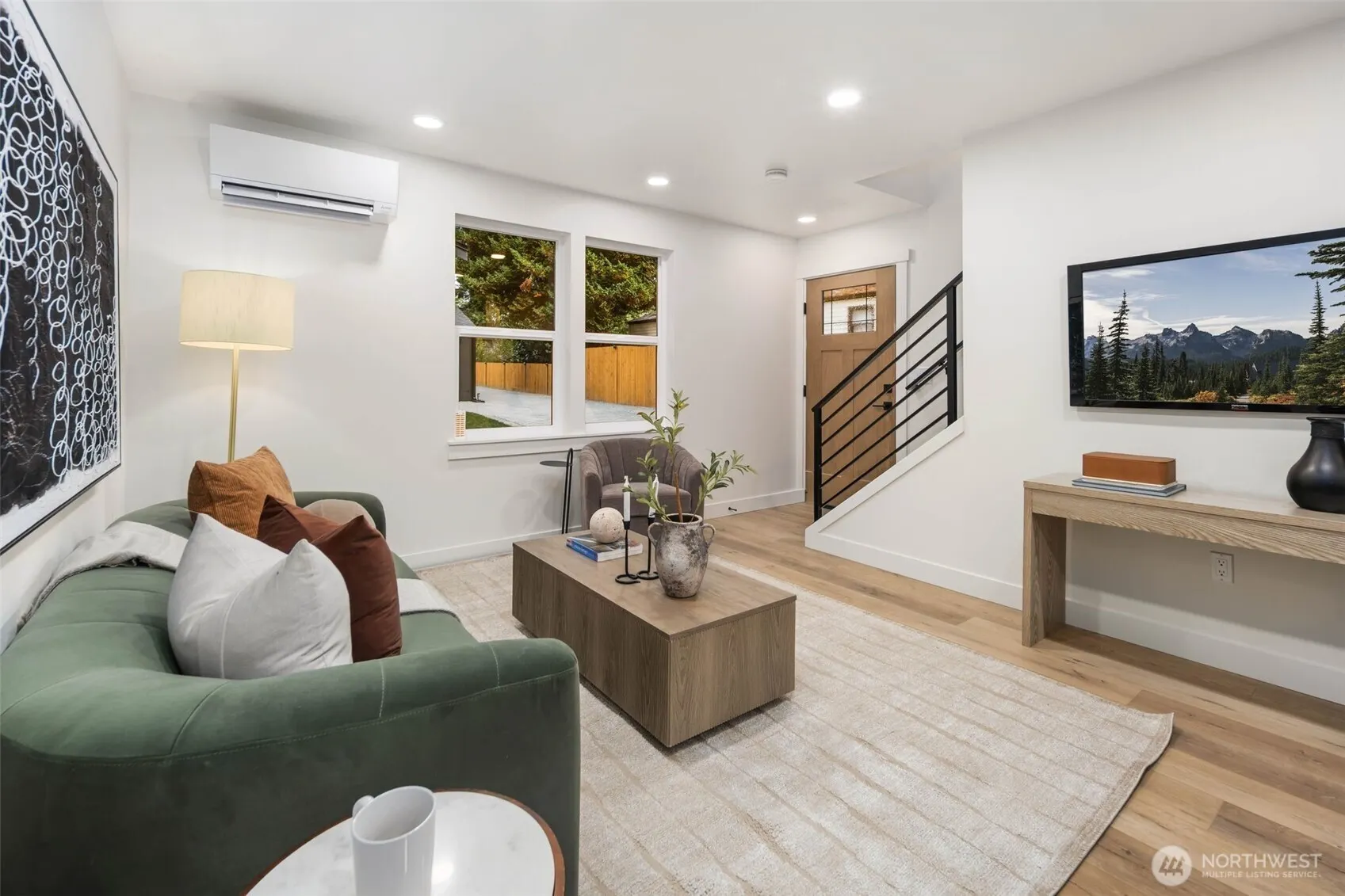 14033 2nd Avenue NW, Seattle, WA 98177