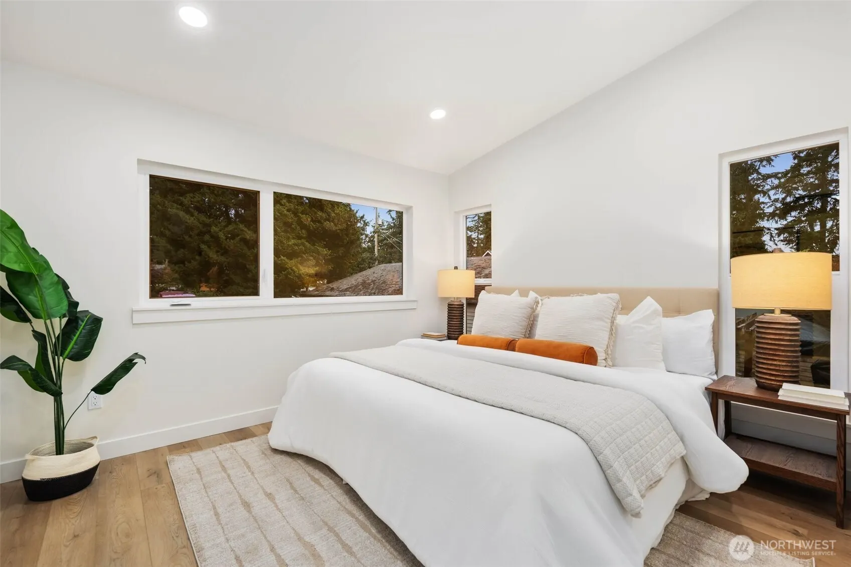 14033 2nd Avenue NW, Seattle, WA 98177