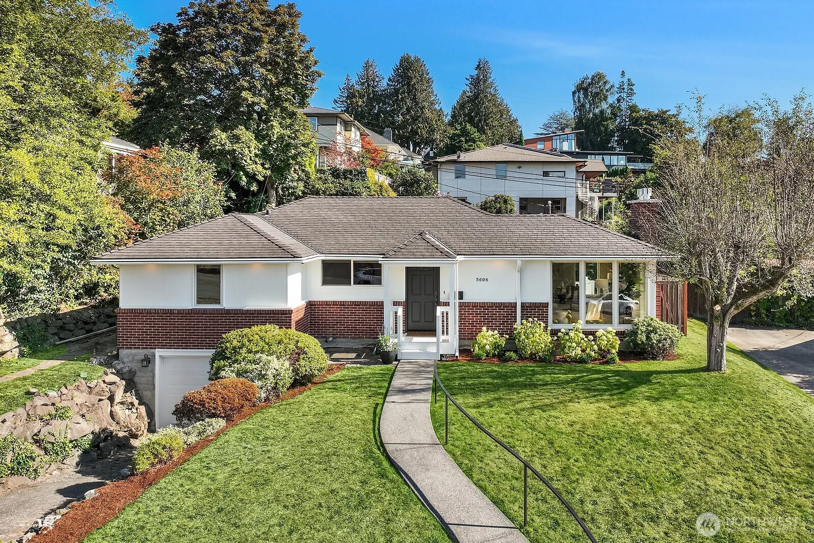 5606 59th Avenue NE, Seattle, WA 98105