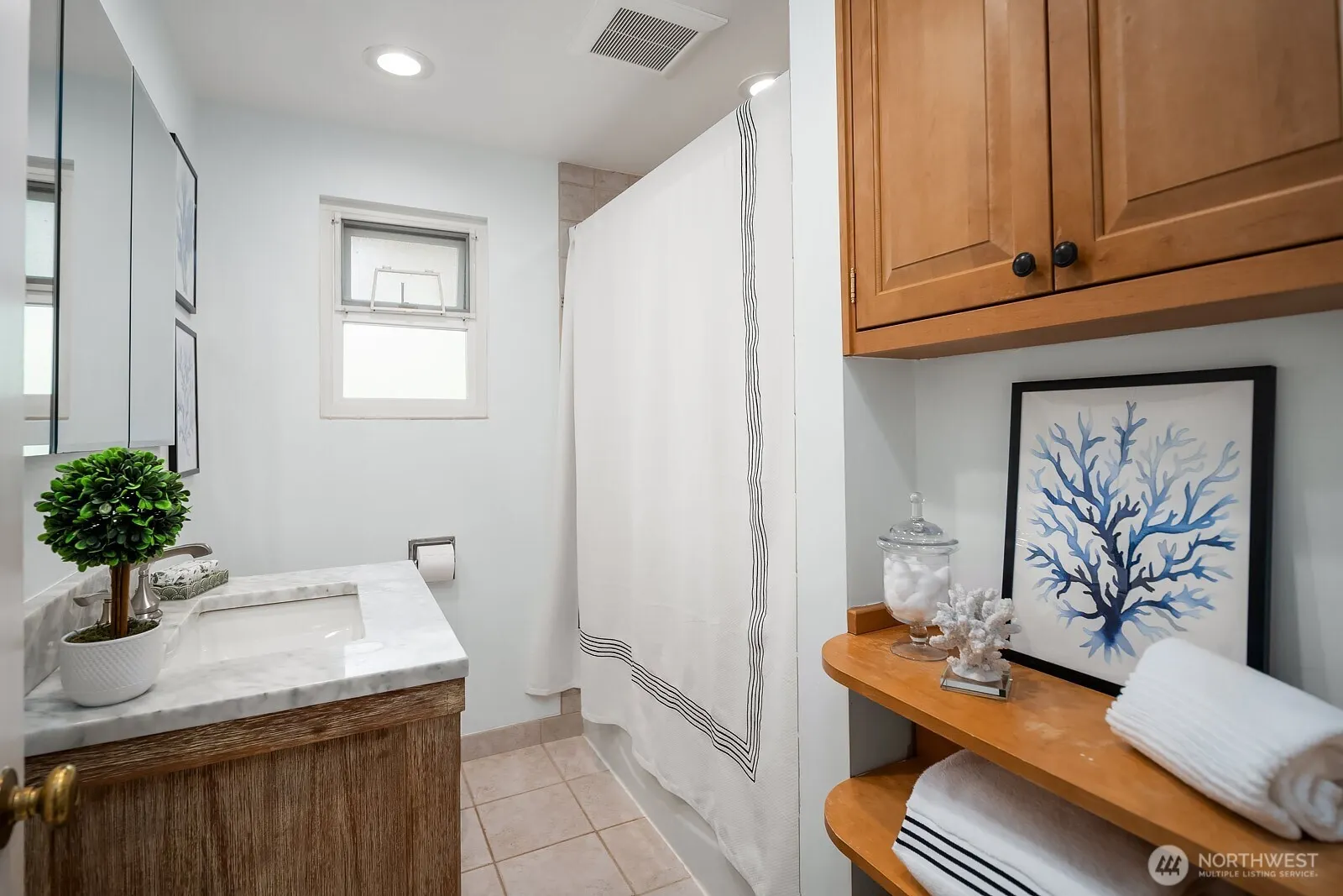 5606 59th Avenue NE, Seattle, WA 98105