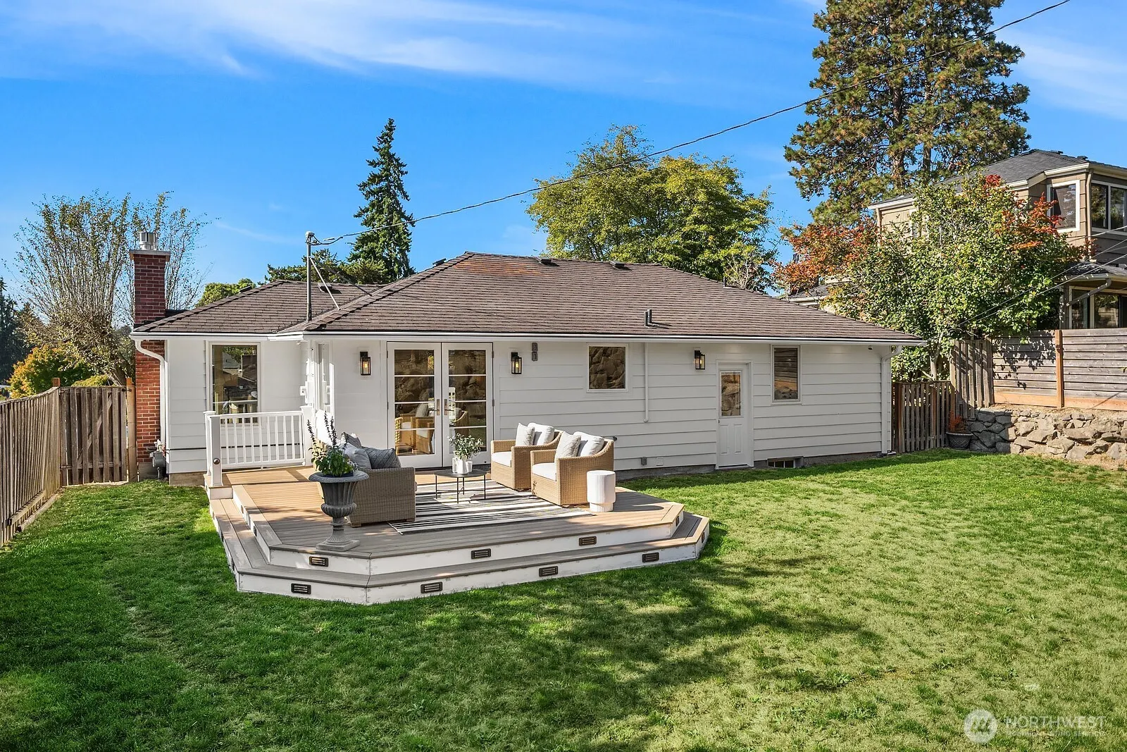 5606 59th Avenue NE, Seattle, WA 98105