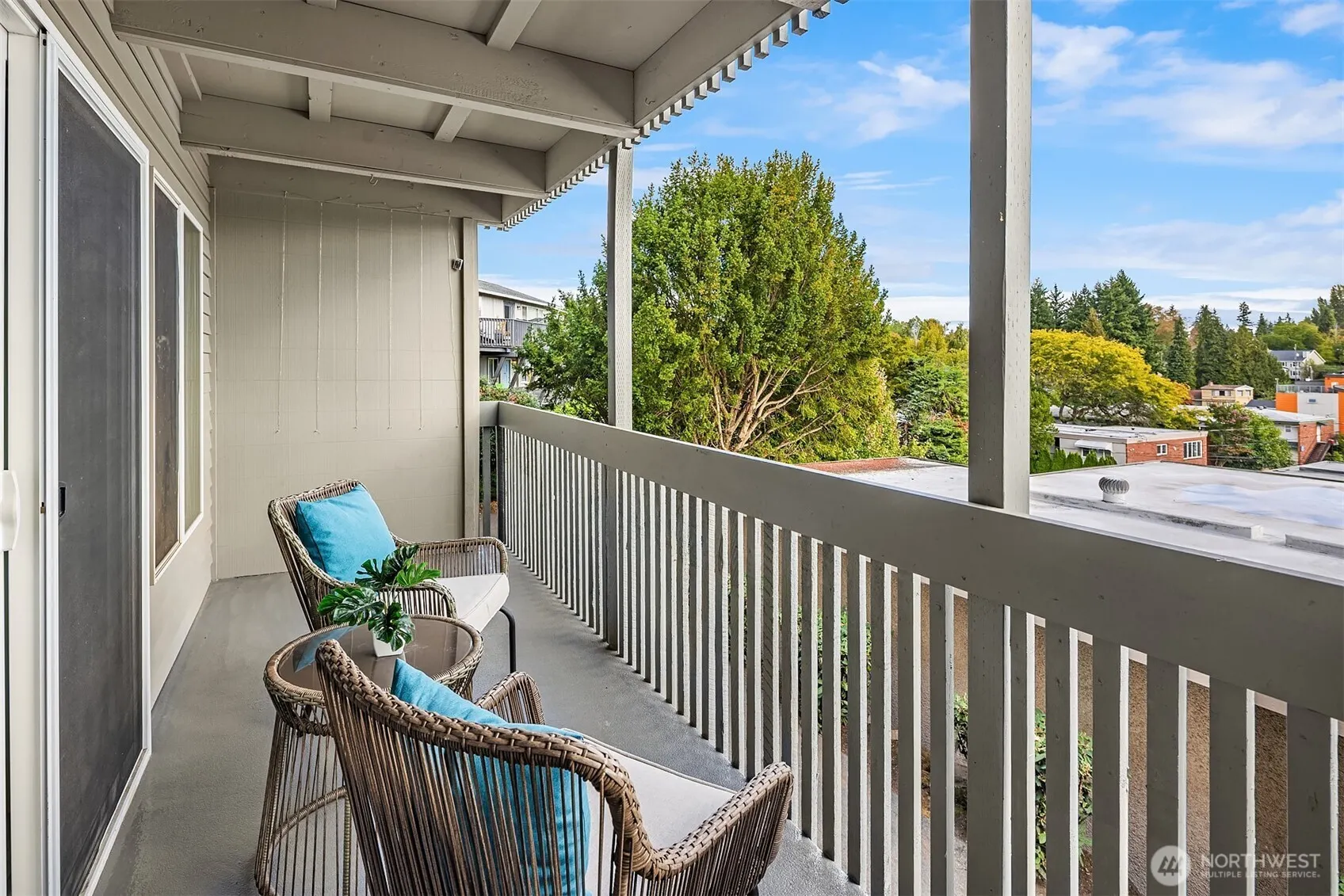 7064 35th Avenue NE #13, Seattle, WA 98115