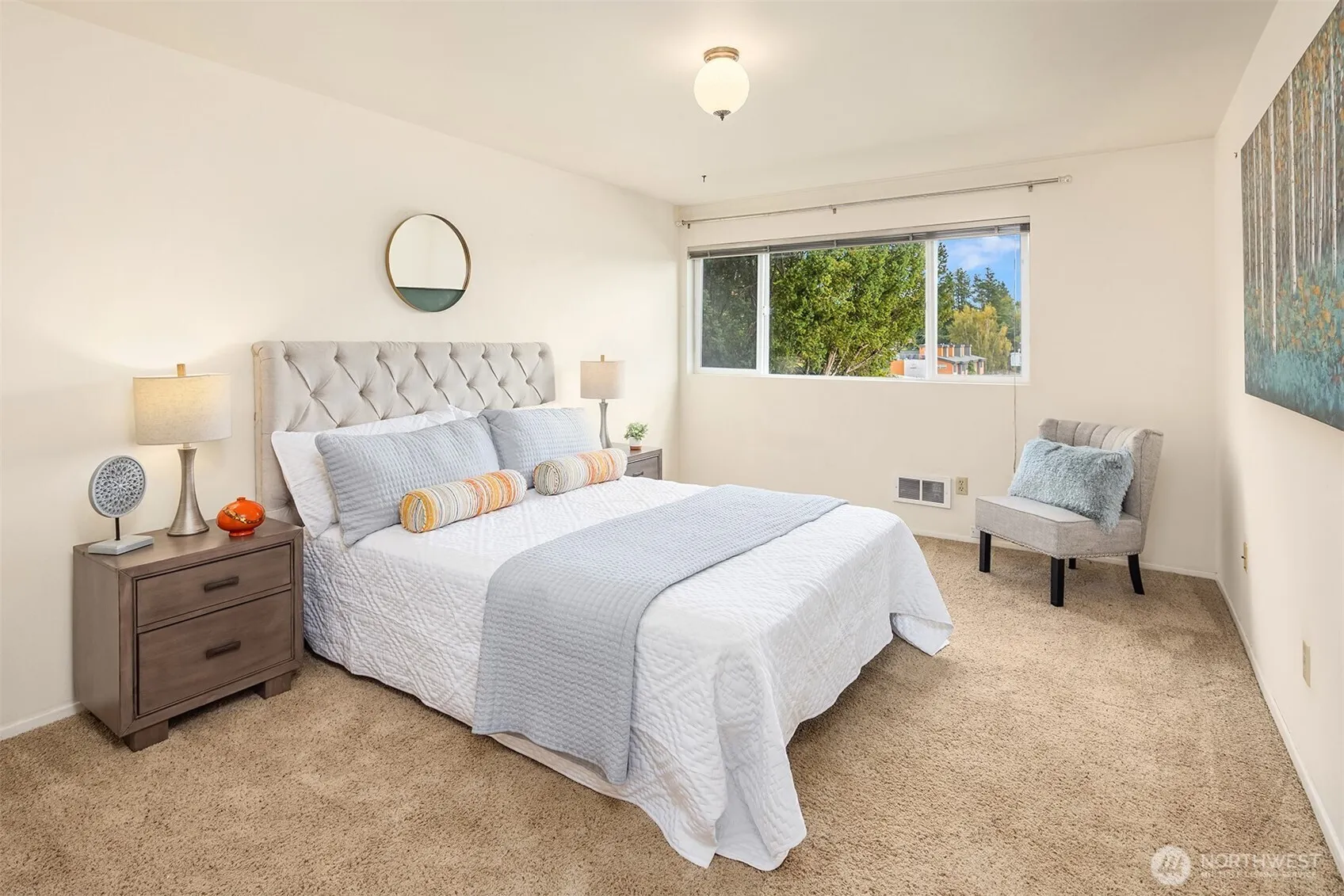 7064 35th Avenue NE #13, Seattle, WA 98115