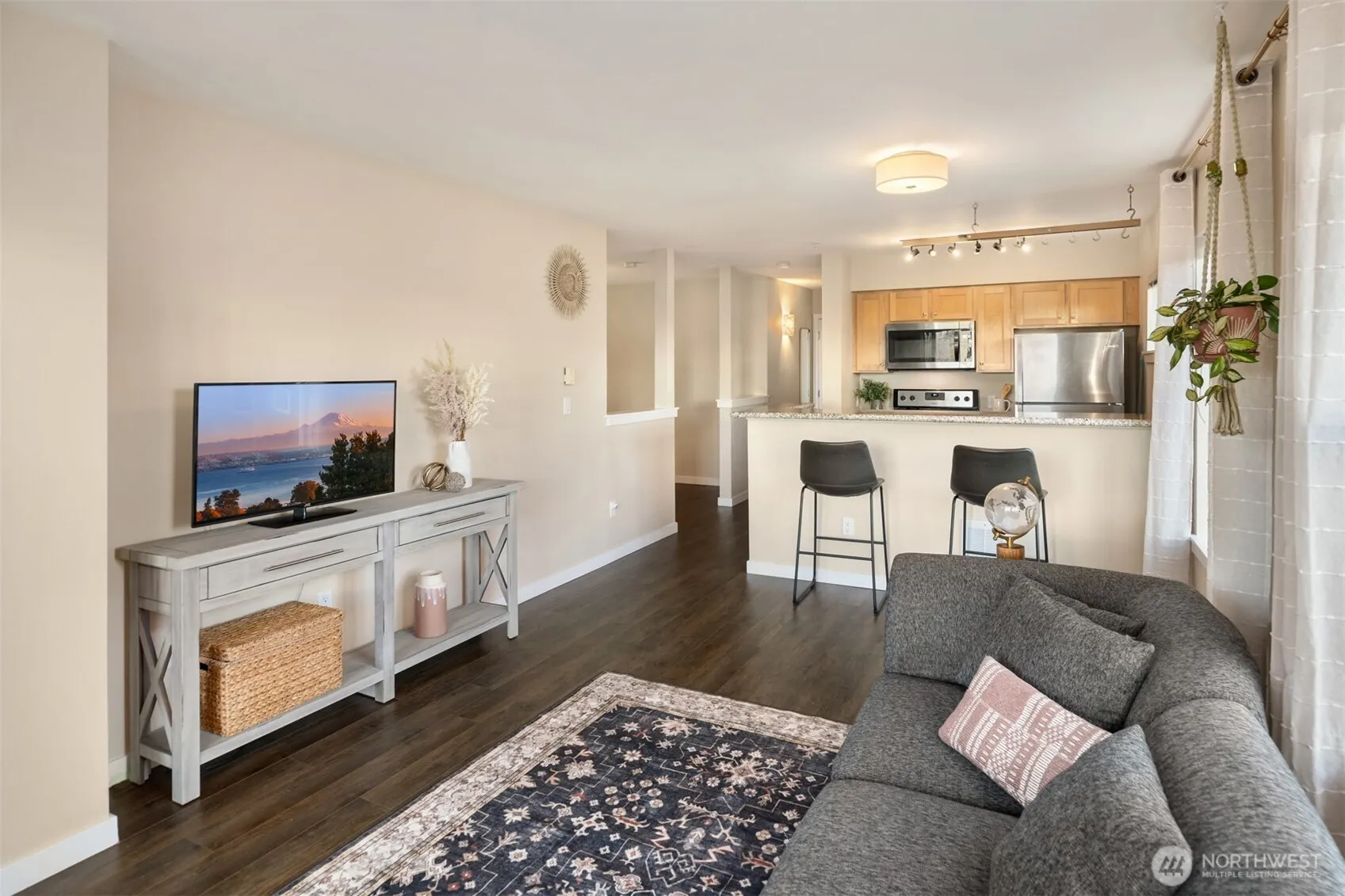 303 23rd Avenue S #310, Seattle, WA 98144