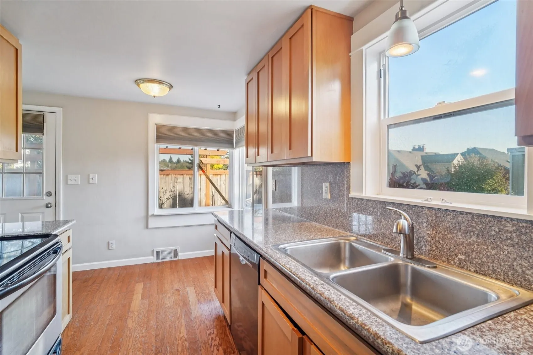 1315 N 85th Street , Seattle, WA 98103