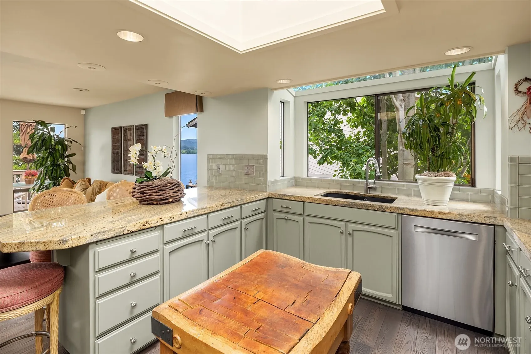 4406 193rd Avenue SE, Issaquah, WA 98027