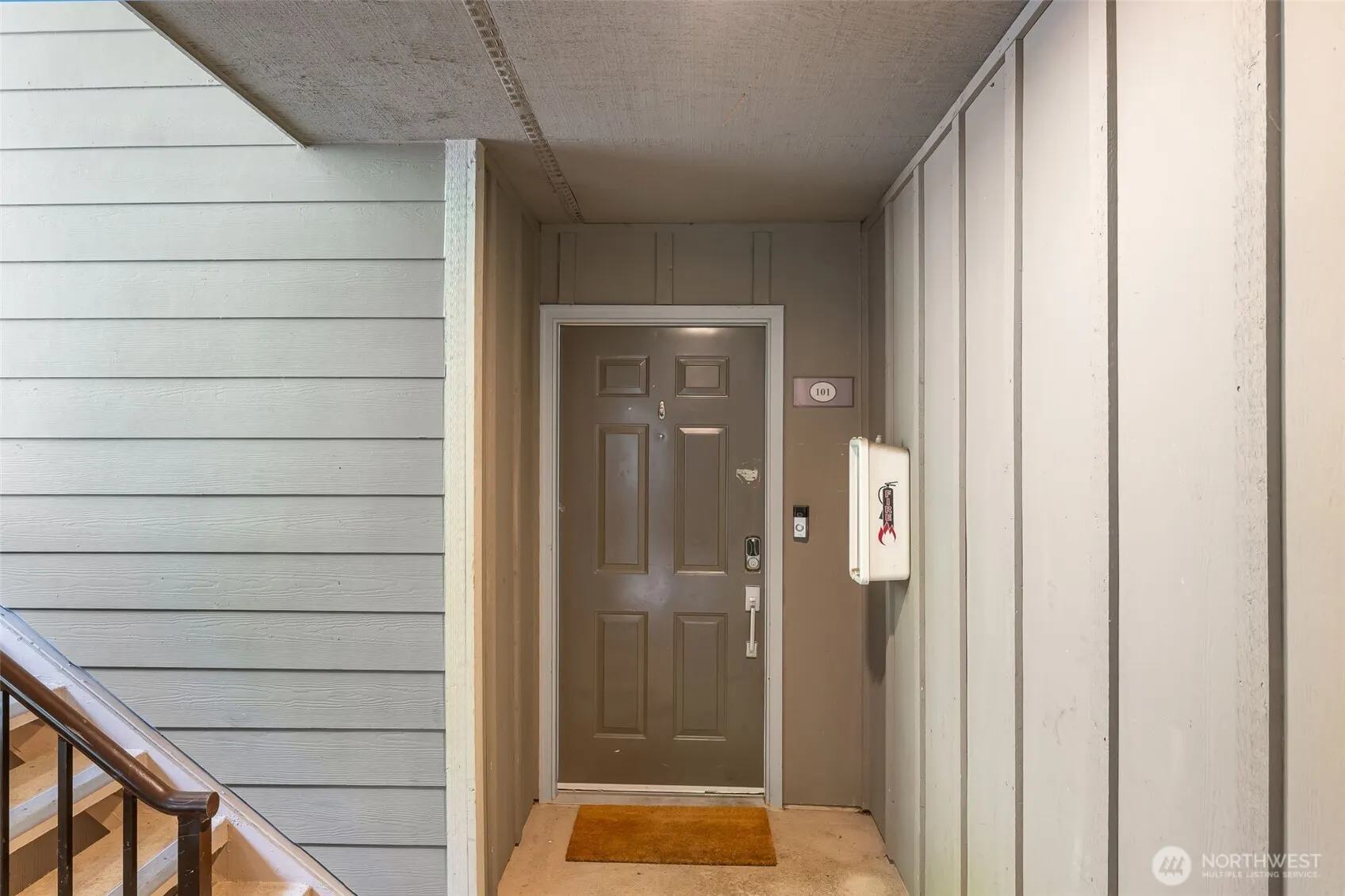 8980 Redmond Woodinville Road NE #101, Redmond, WA 98052