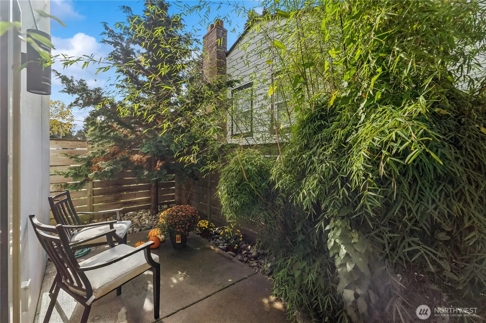 9609 Roosevelt Way NE #A, Seattle, WA 98115