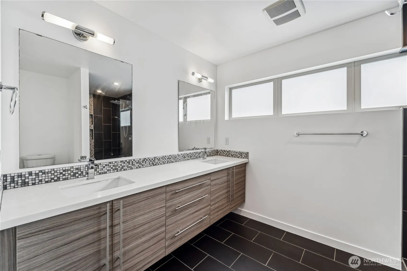9609 Roosevelt Way NE #A, Seattle, WA 98115