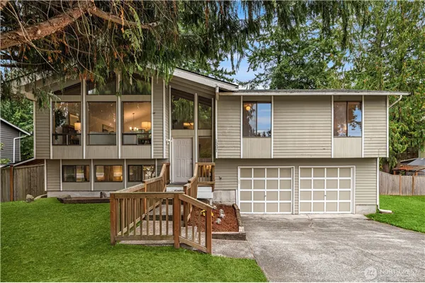 15321 Meadow Road , Lynnwood, WA 98087