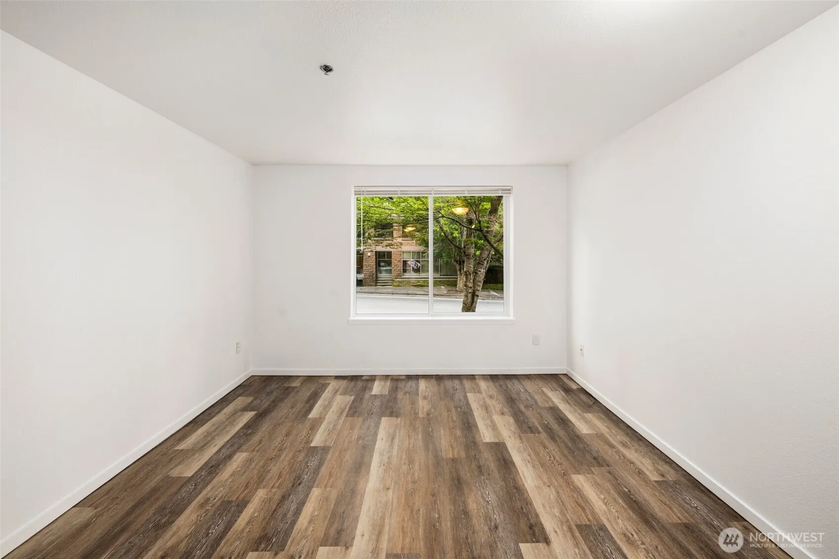 8745 Greenwood Avenue N #207, Seattle, WA 98103