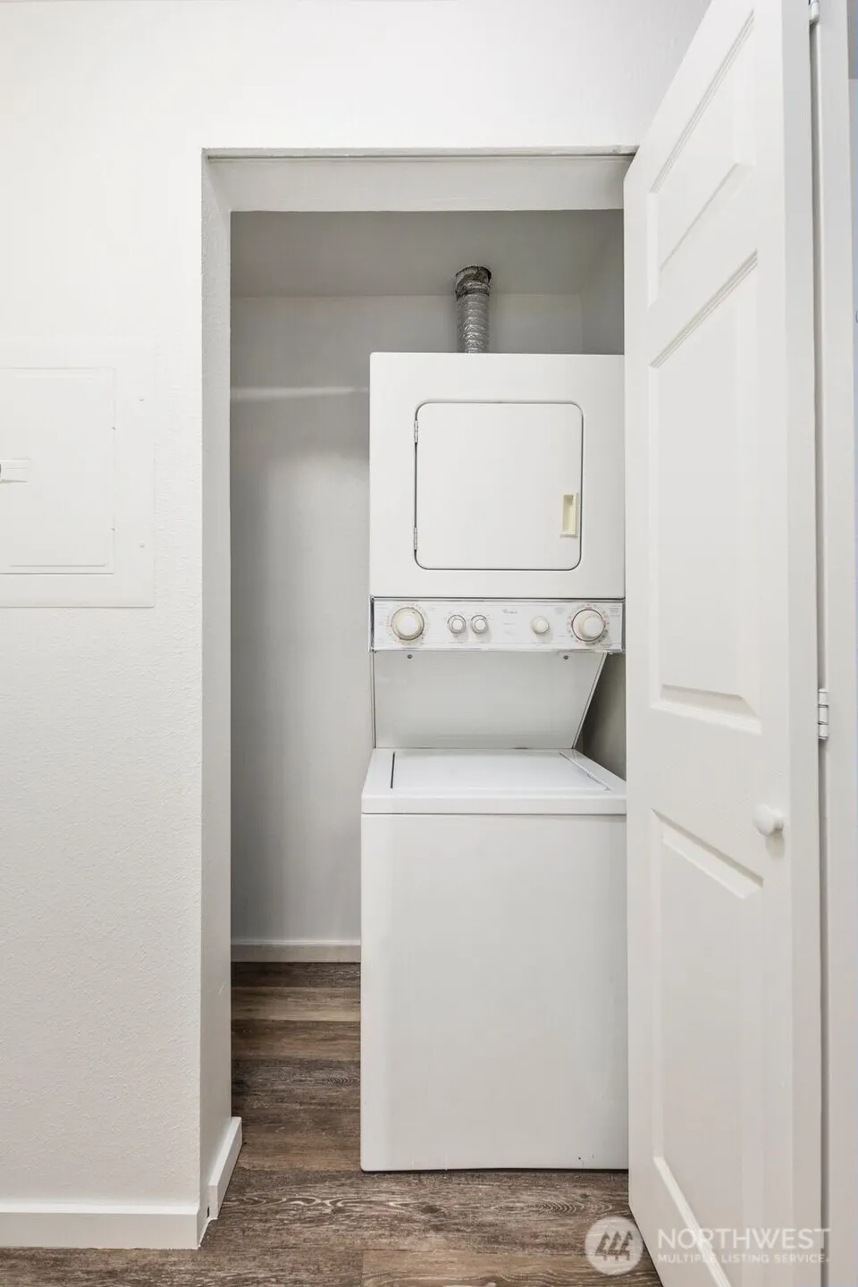 8745 Greenwood Avenue N #207, Seattle, WA 98103