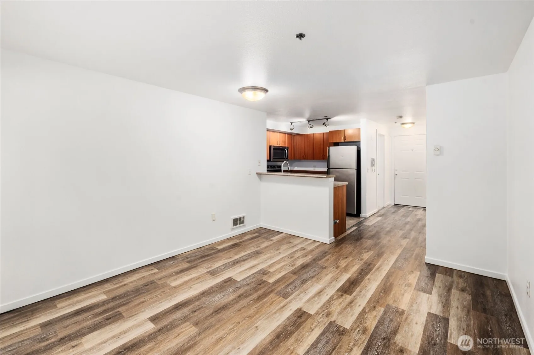 8745 Greenwood Avenue N #207, Seattle, WA 98103
