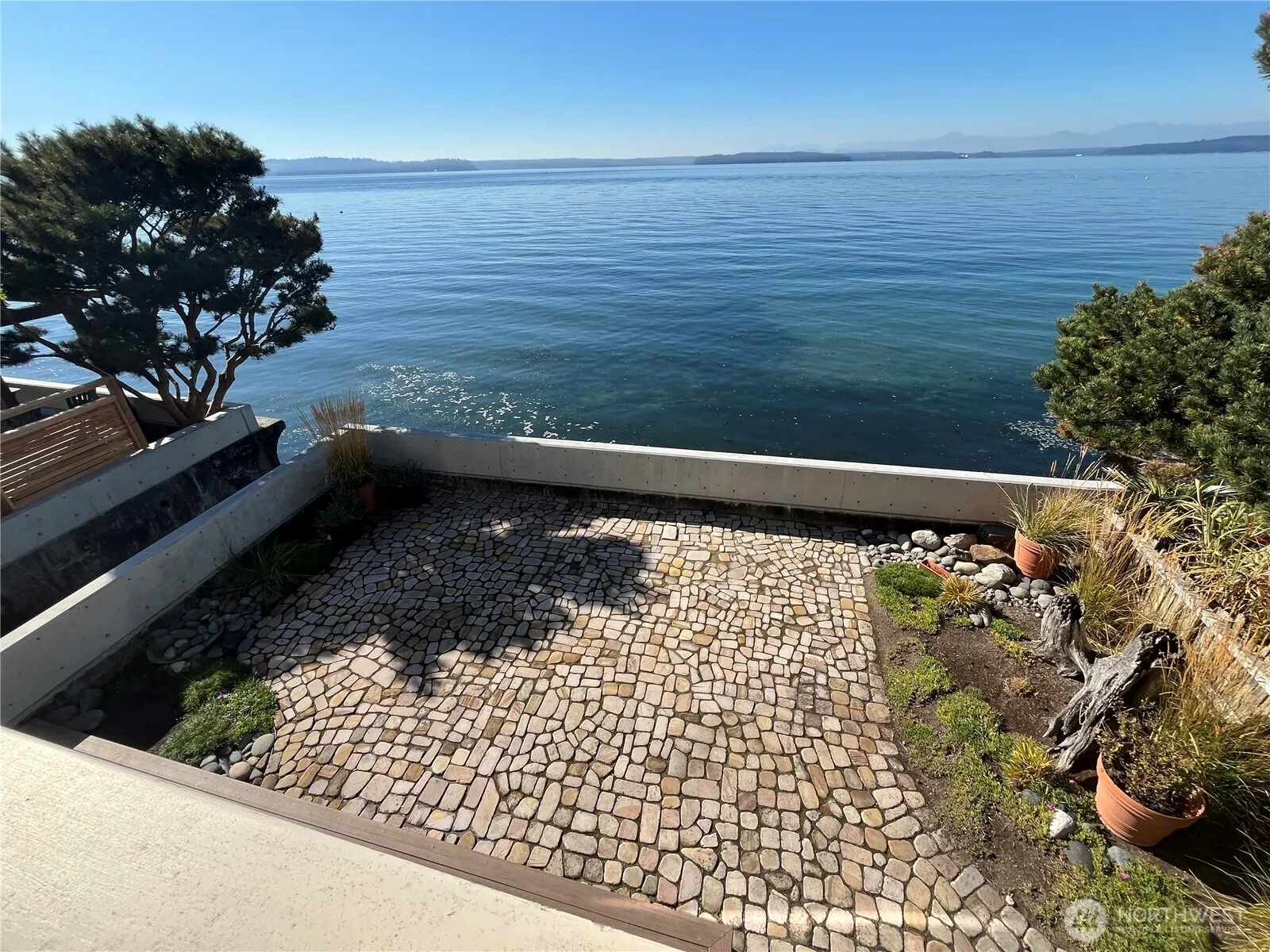 7117 Beach Drive SW, Seattle, WA 98136