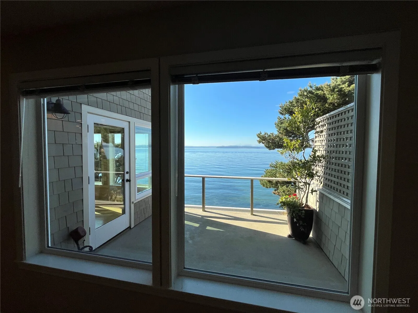 7117 Beach Drive SW, Seattle, WA 98136