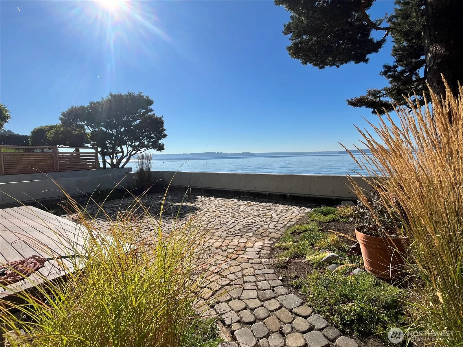 7117 Beach Drive SW, Seattle, WA 98136