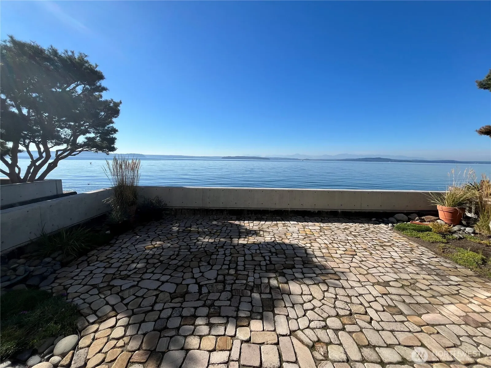 7117 Beach Drive SW, Seattle, WA 98136