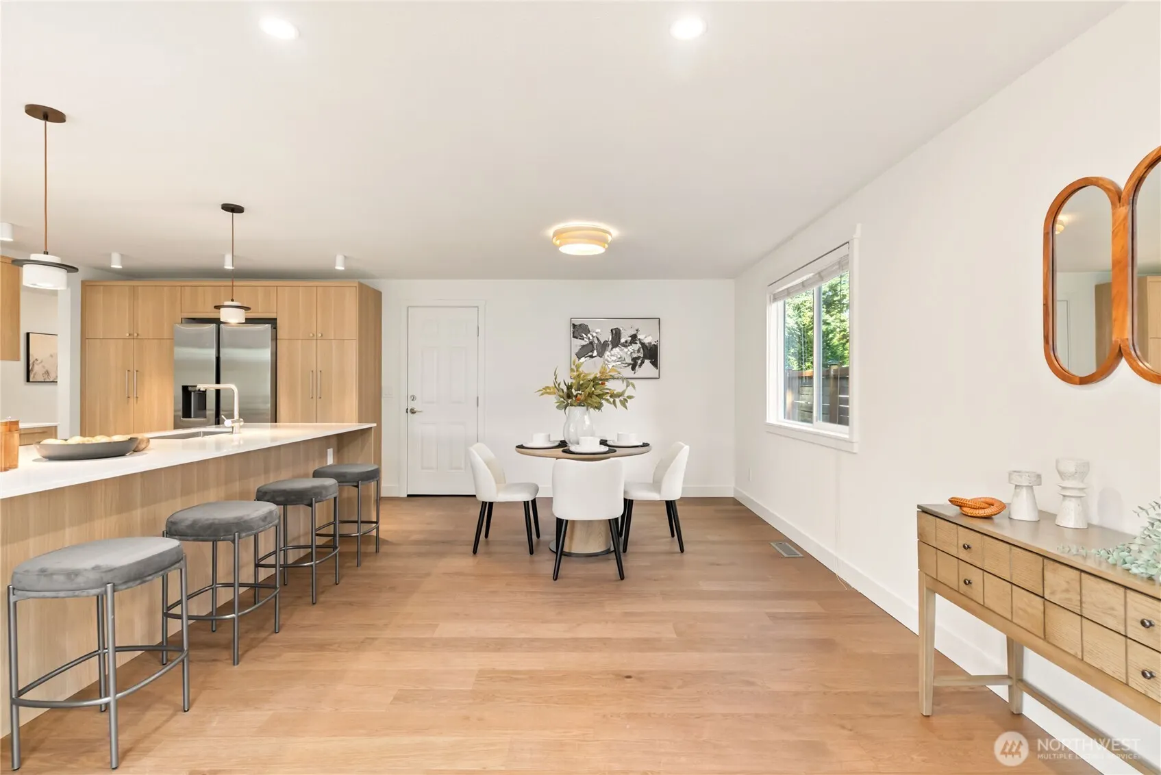 9109 NE 141st Pl , Kirkland, WA 98034