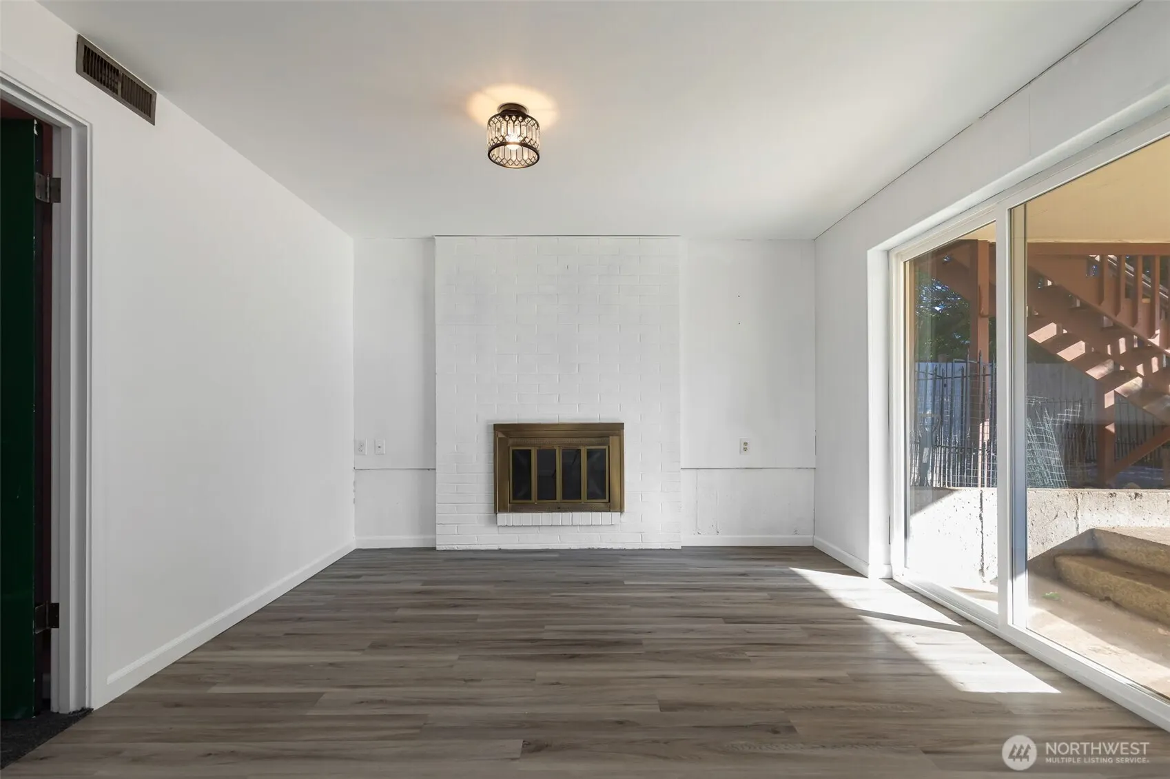 25322 32nd Place S, Kent, WA 98032