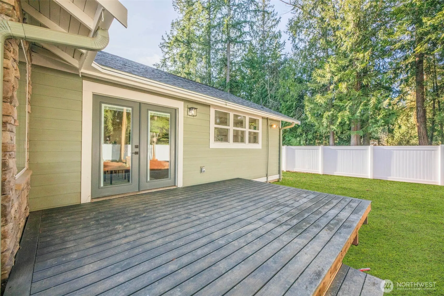 24626 NE 102nd Street #A, Redmond, WA 98053