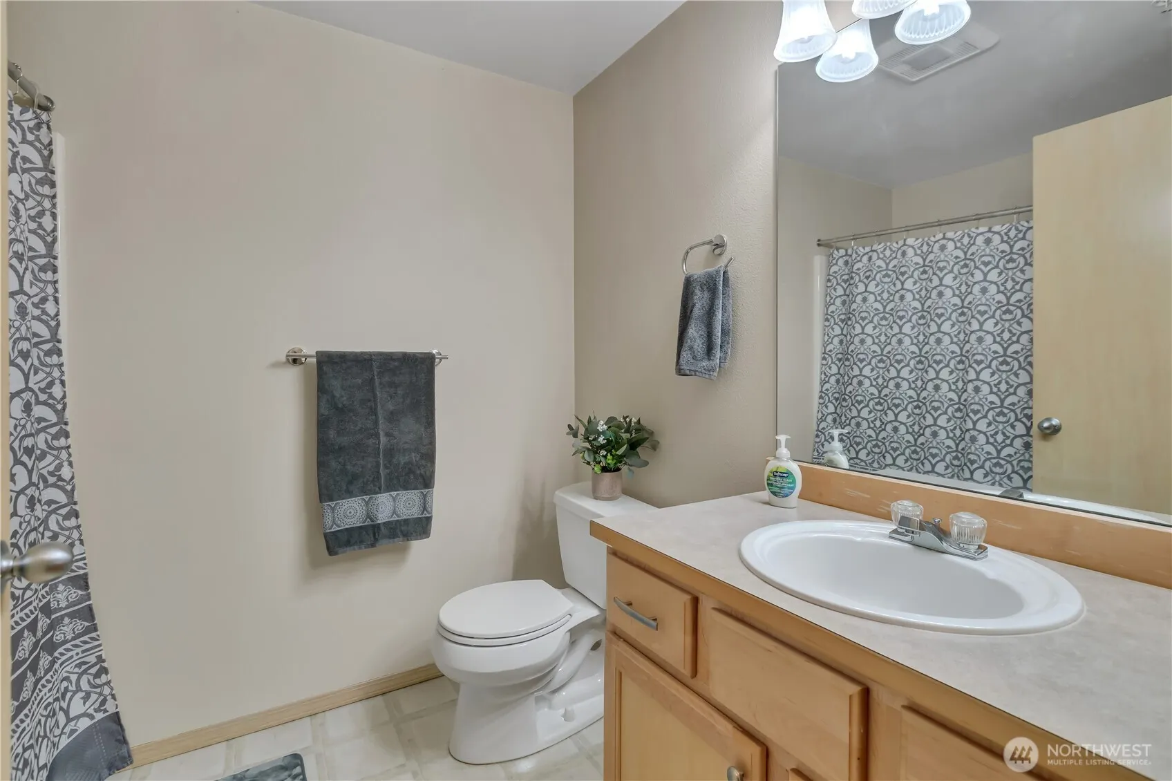 3012 SE 8th Place #1117, Renton, WA 98058-4415