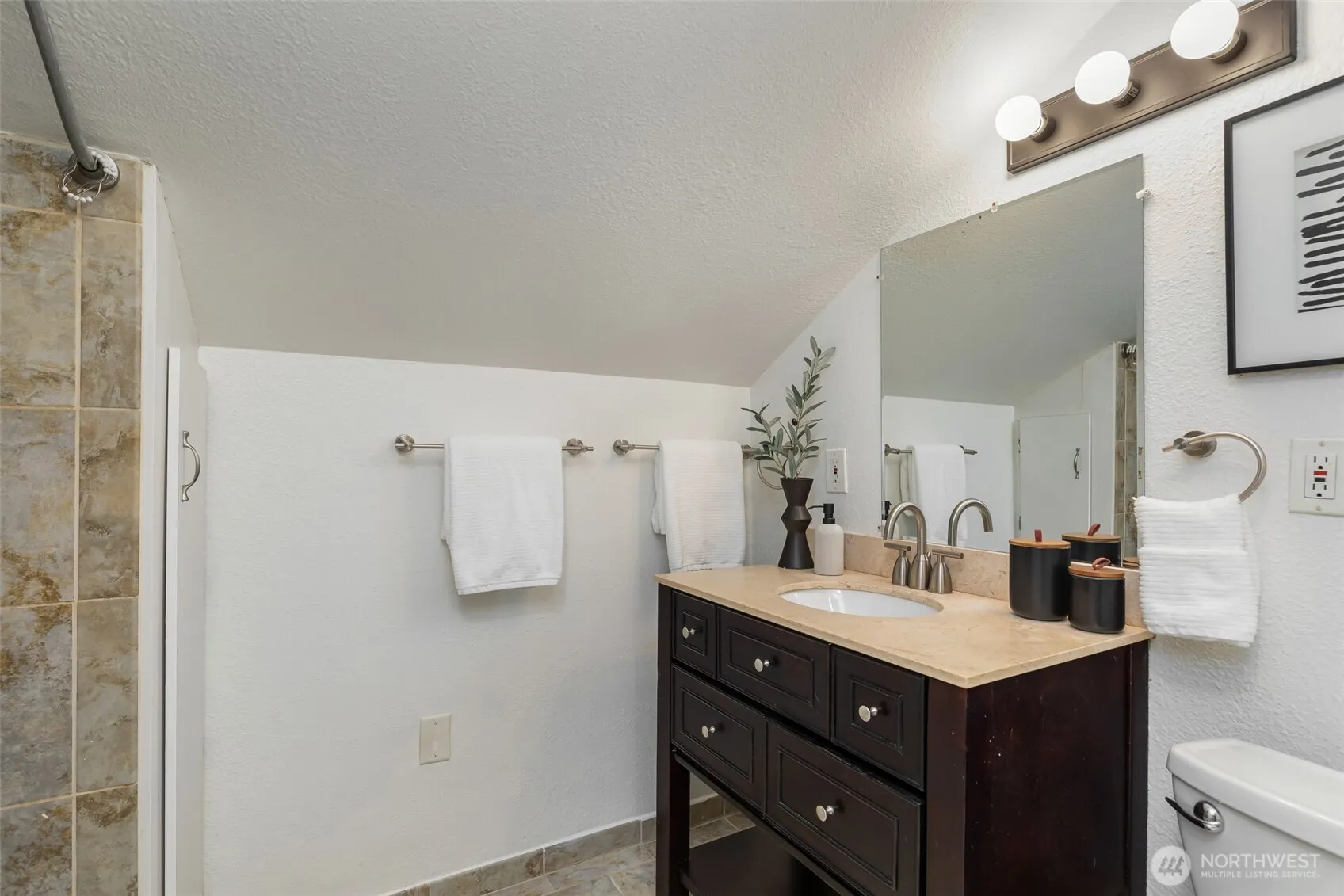 18450 NE Woodinville Duvall Place , Woodinville, WA 98077