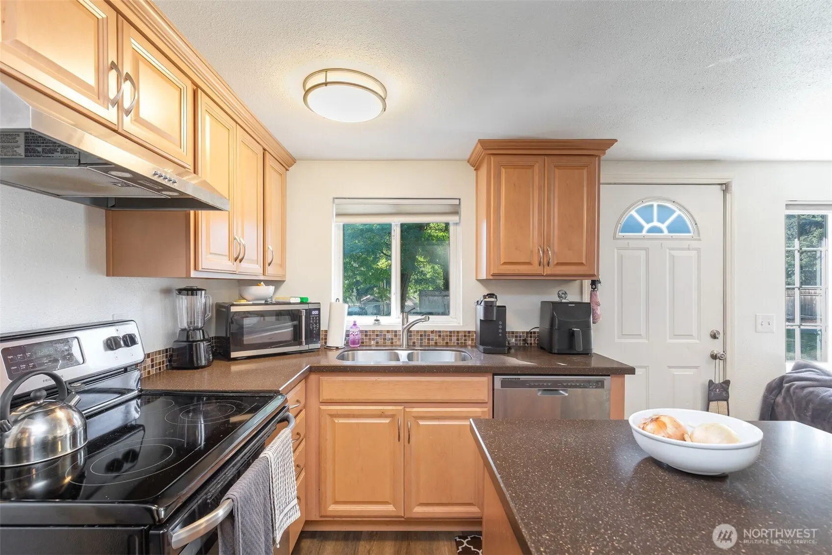 18450 NE Woodinville Duvall Place , Woodinville, WA 98077