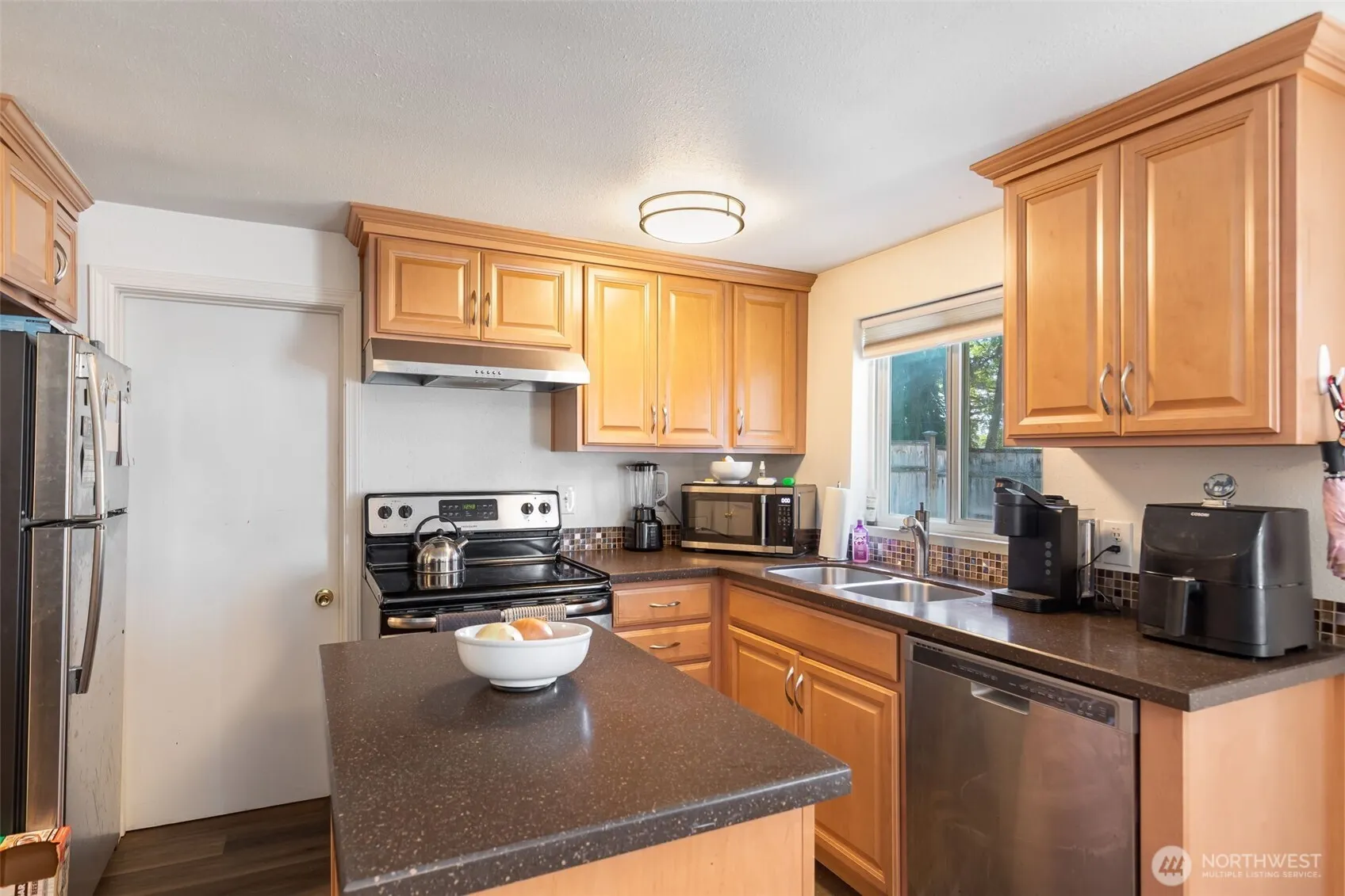 18450 NE Woodinville Duvall Place , Woodinville, WA 98077