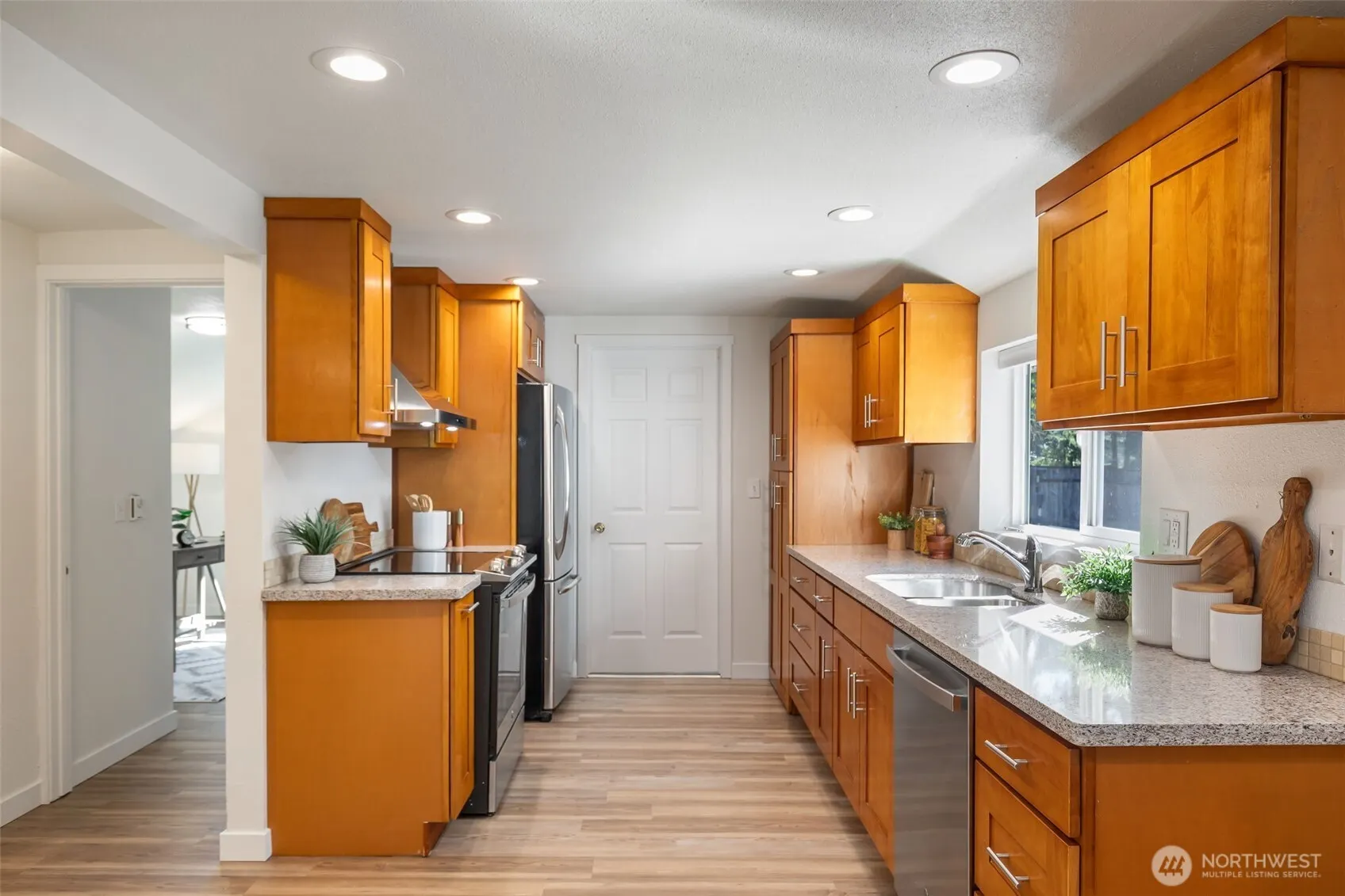 18450 NE Woodinville Duvall Place , Woodinville, WA 98077