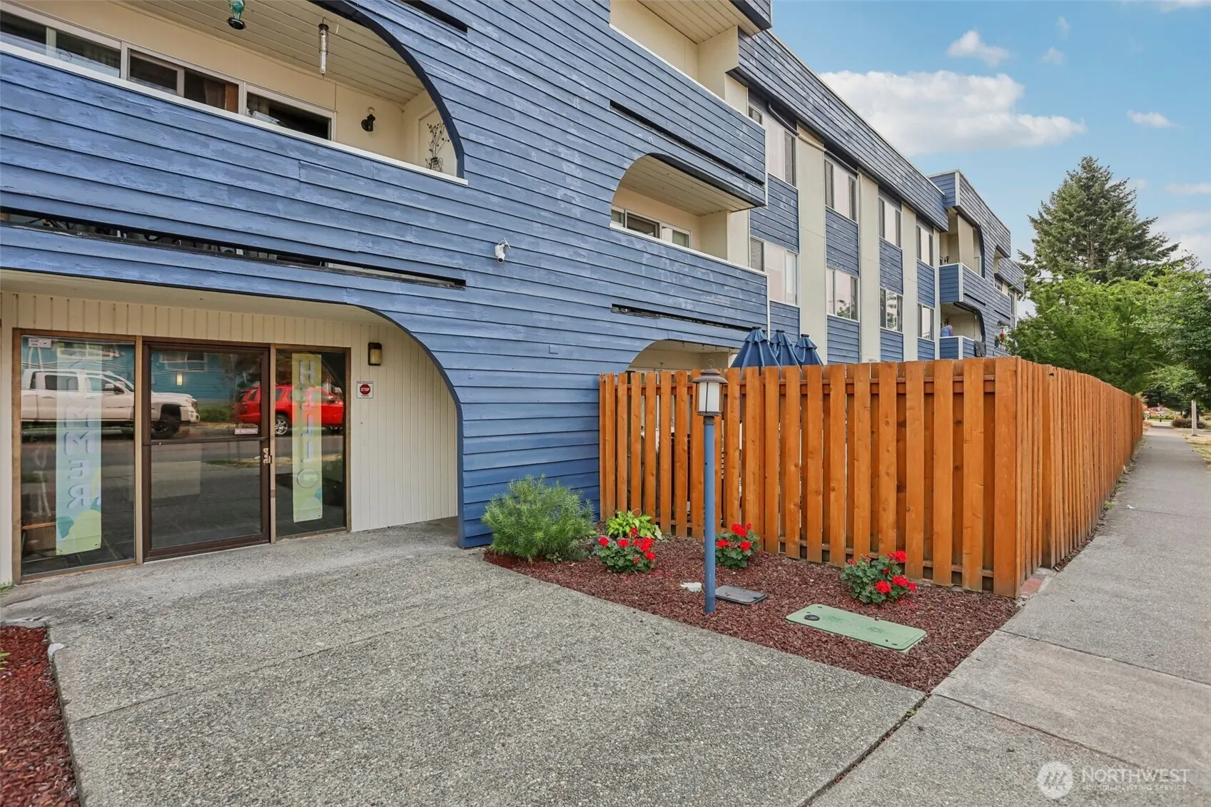 1100 Harrington Ave NE #306, Renton, WA 98056
