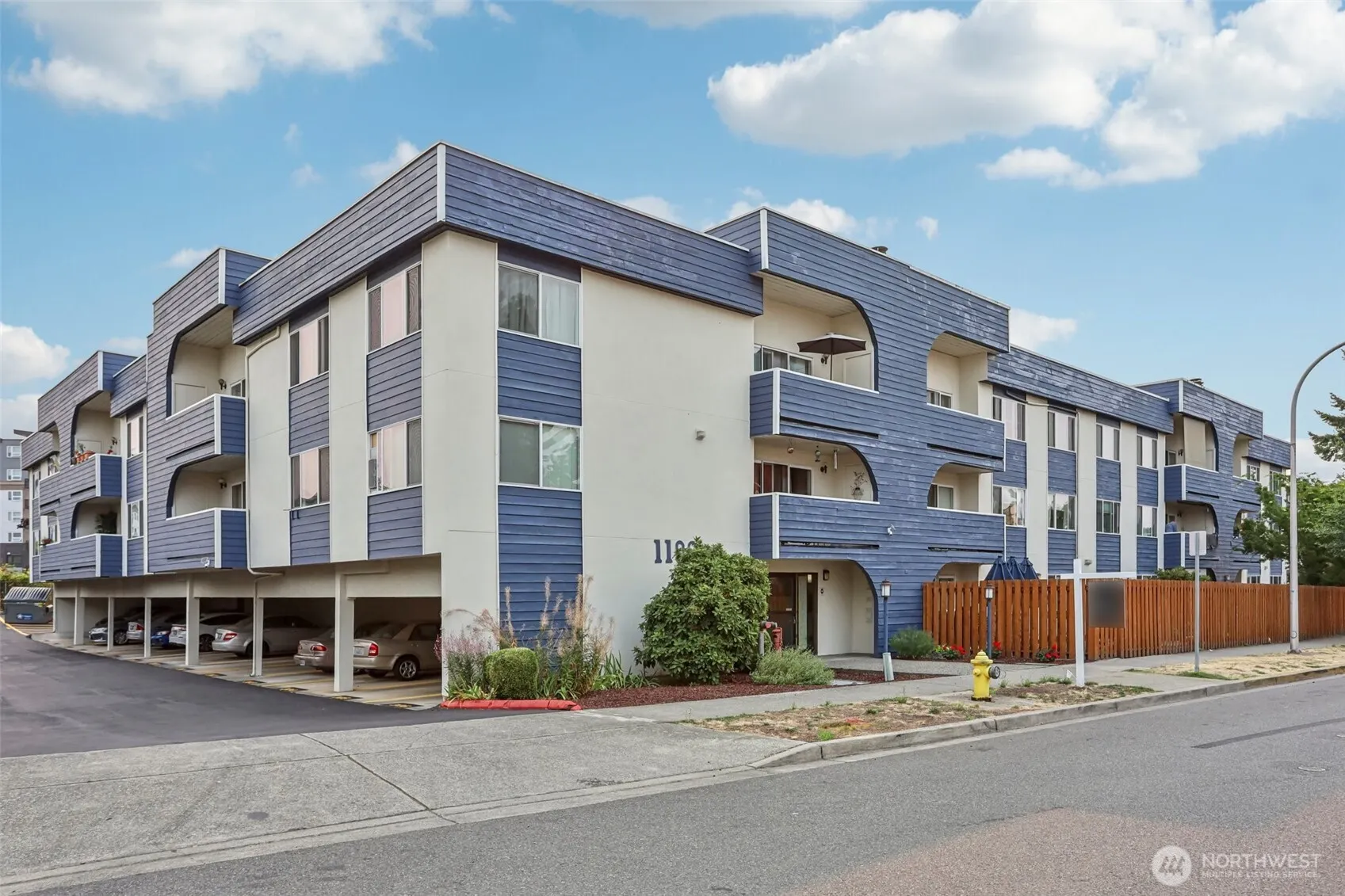 1100 Harrington Ave NE #306, Renton, WA 98056