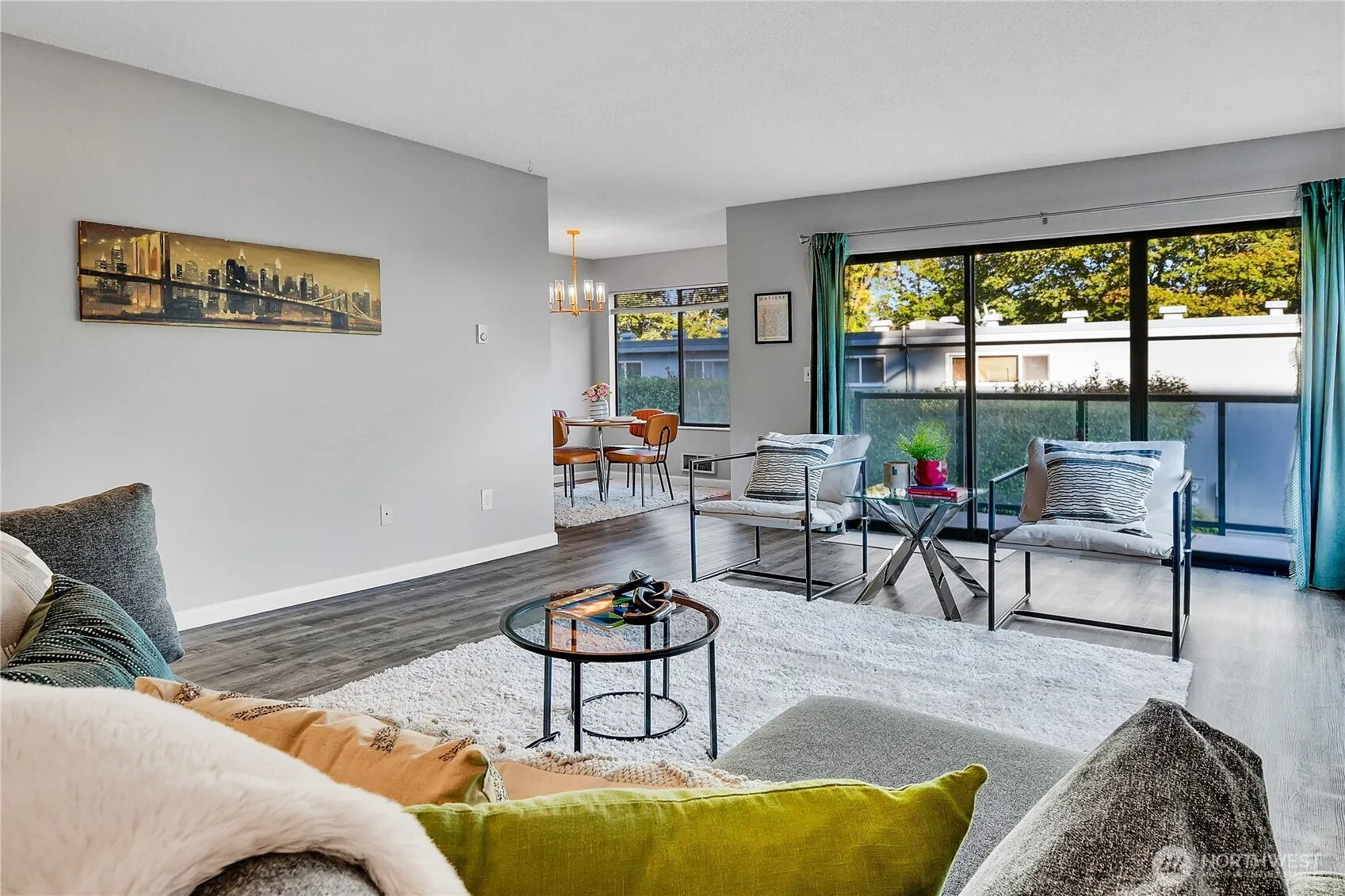 2562 Thorndyke Avenue W #104, Seattle, WA 98199