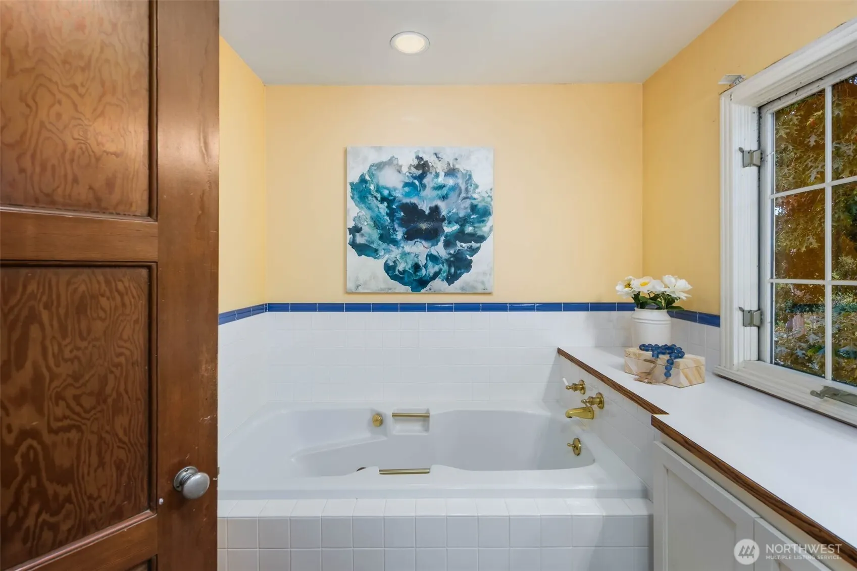 5302 S Alaska Street , Seattle, WA 98118