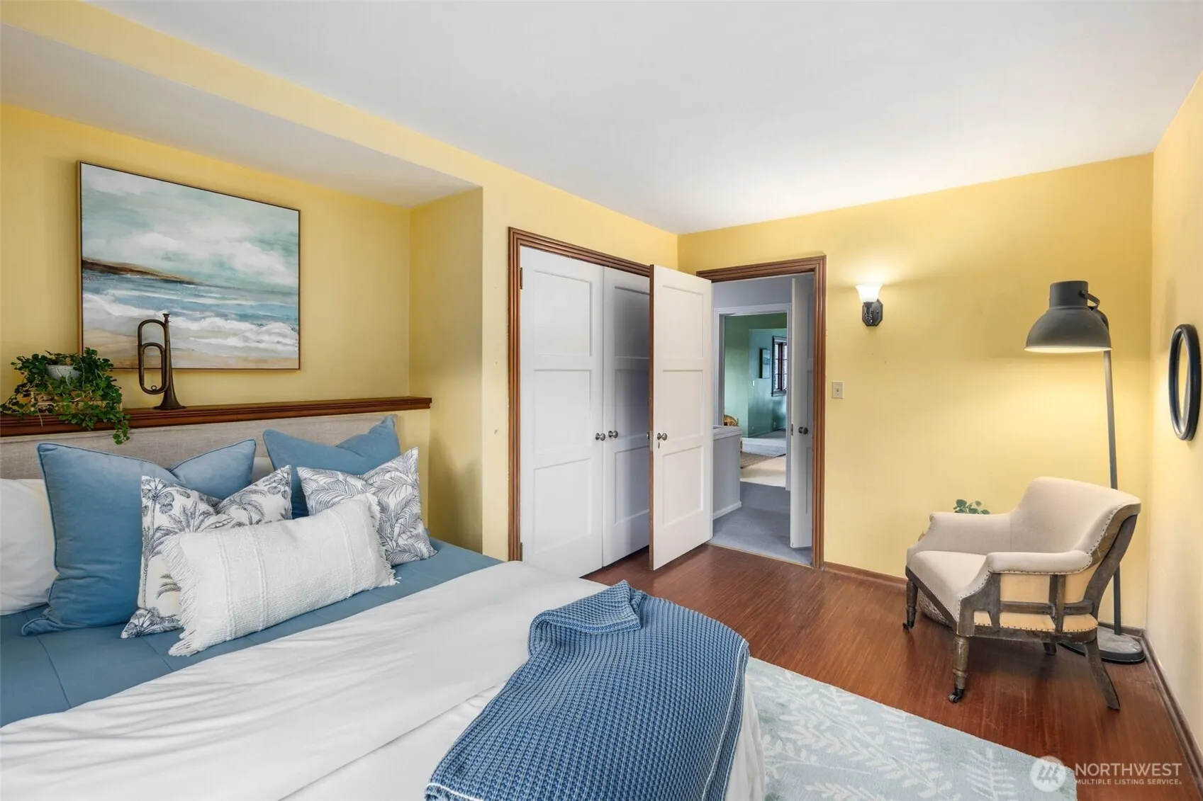 5302 S Alaska Street , Seattle, WA 98118