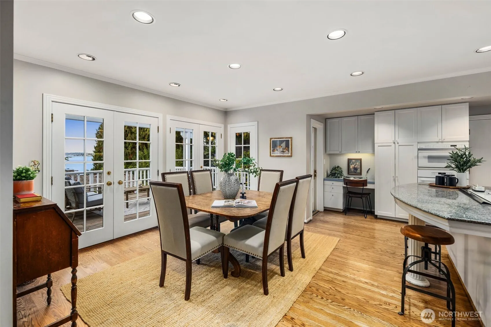 5302 S Alaska Street , Seattle, WA 98118