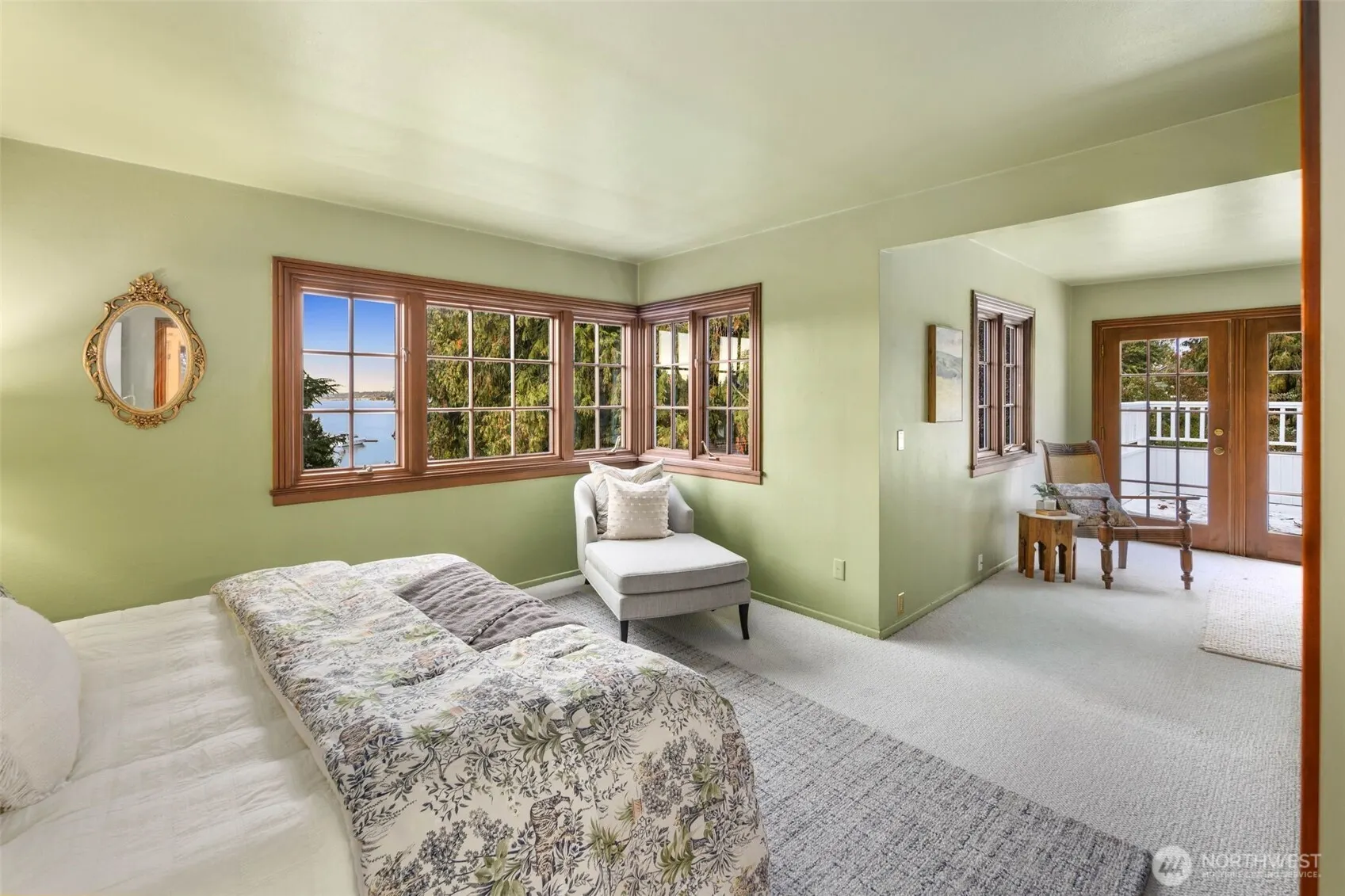 5302 S Alaska Street , Seattle, WA 98118