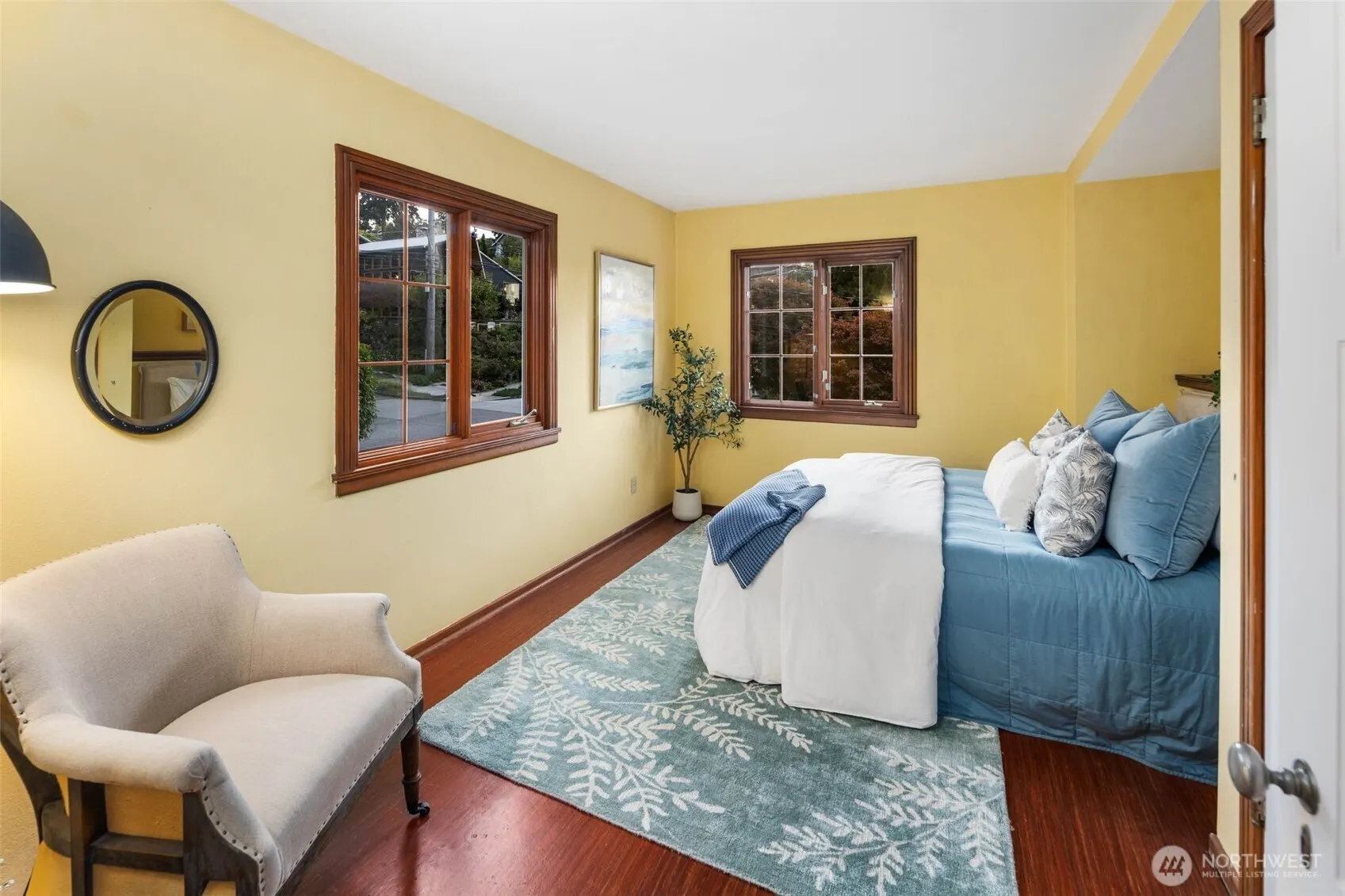 5302 S Alaska Street , Seattle, WA 98118