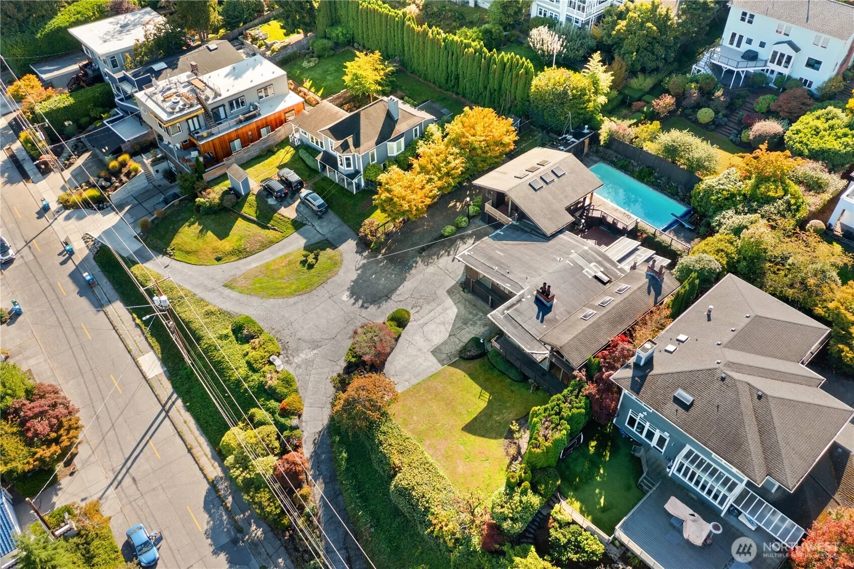 3653 W Commodore Way , Seattle, WA 98199