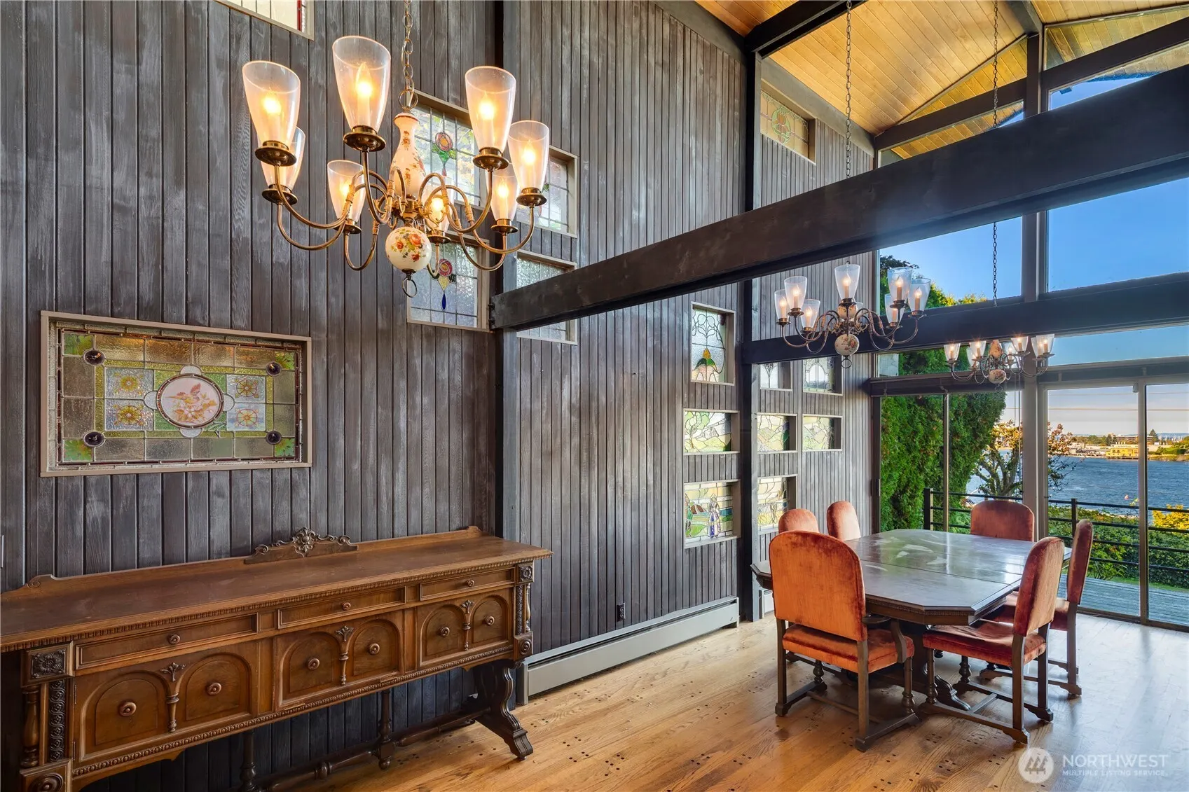 3653 W Commodore Way , Seattle, WA 98199