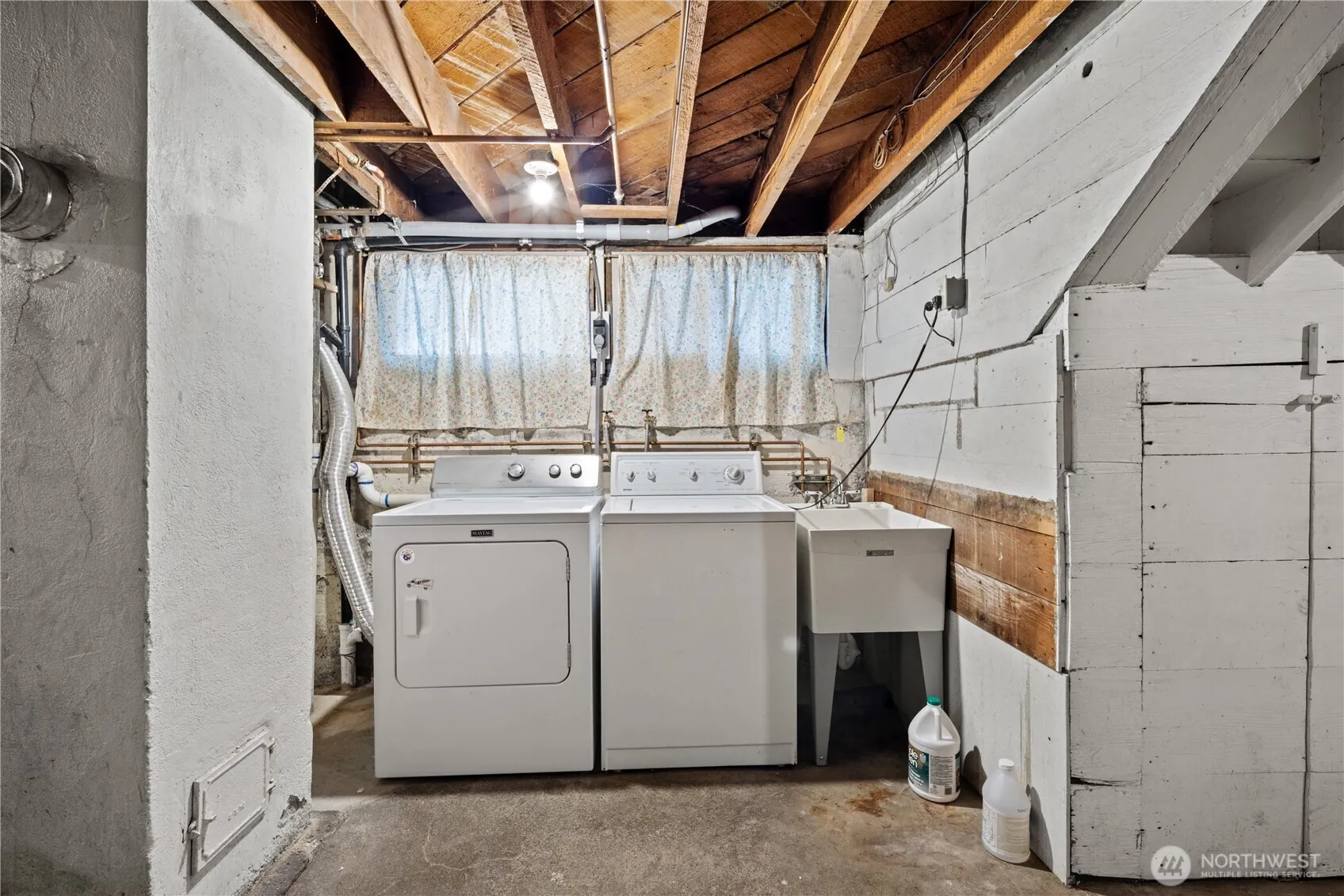 7007 26th Avenue NW, Seattle, WA 98117