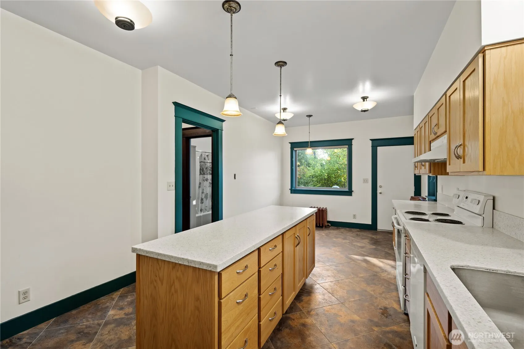 7007 26th Avenue NW, Seattle, WA 98117