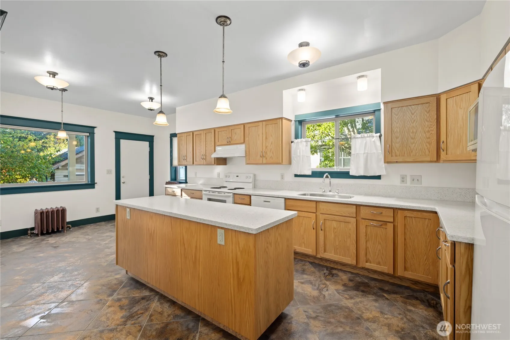 7007 26th Avenue NW, Seattle, WA 98117