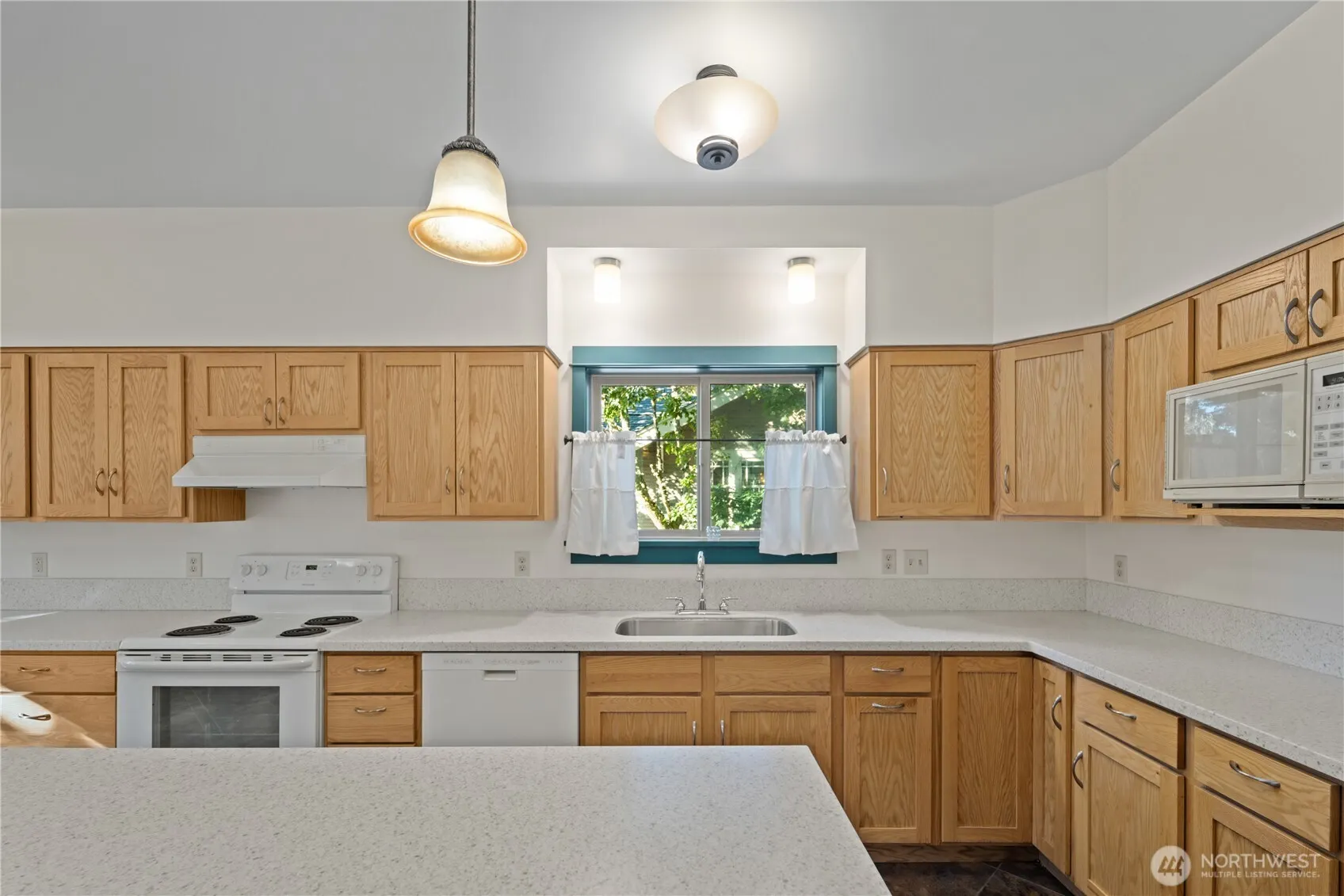 7007 26th Avenue NW, Seattle, WA 98117