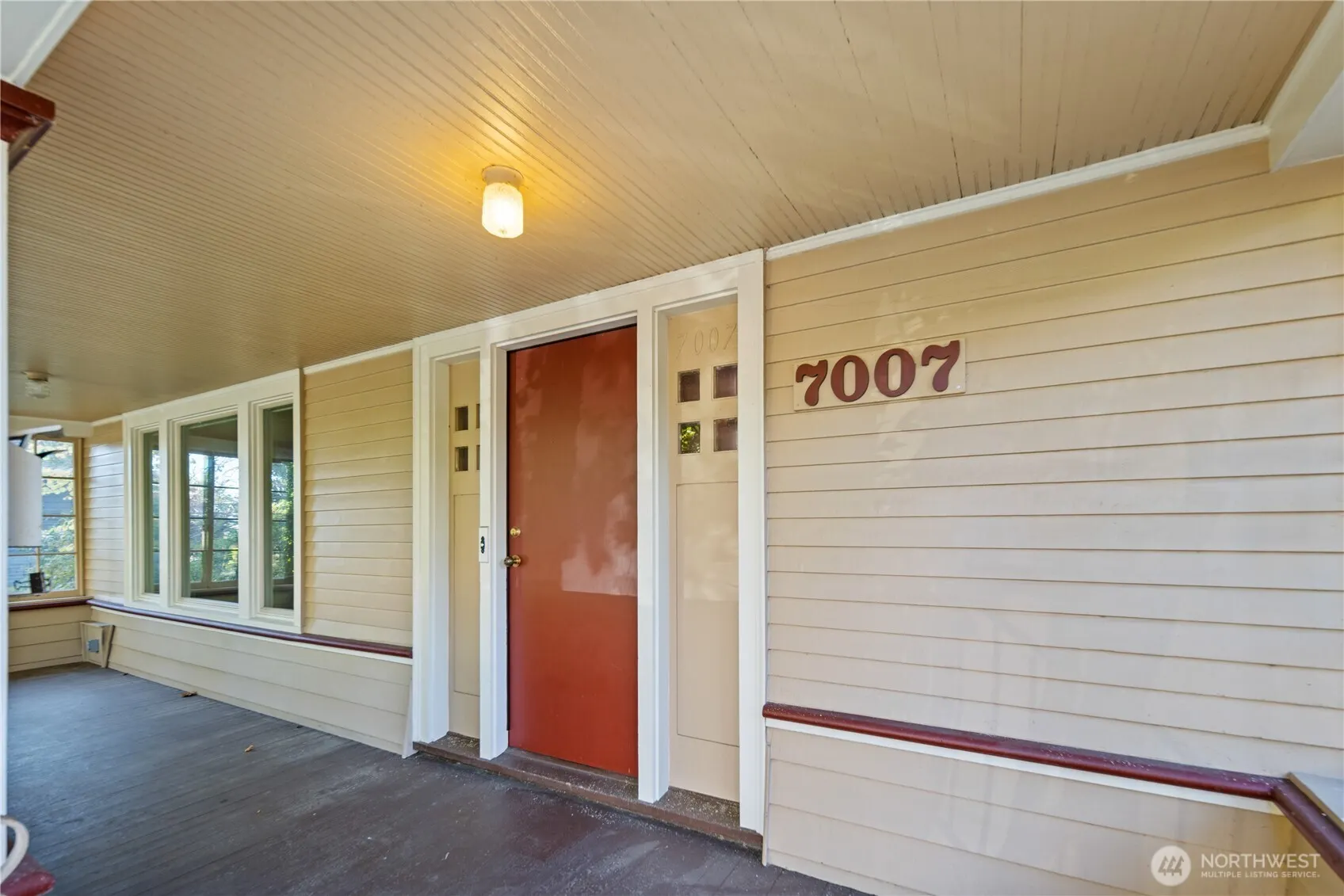 7007 26th Avenue NW, Seattle, WA 98117