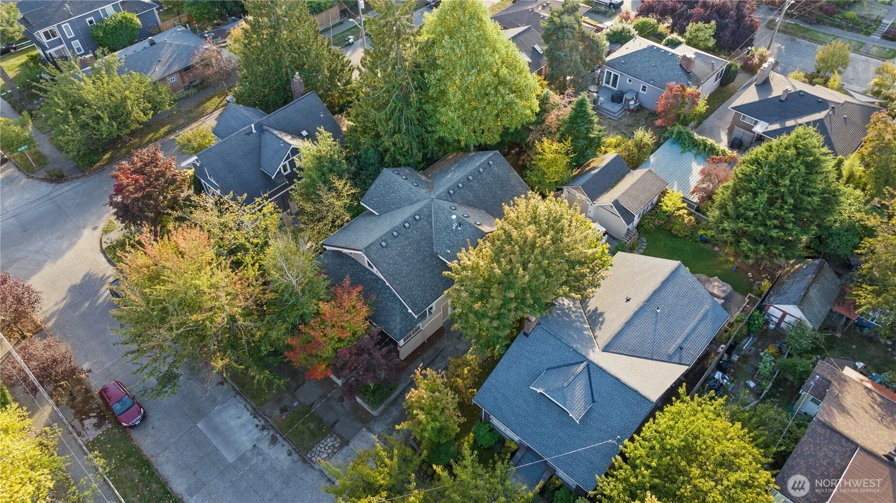 7007 26th Avenue NW, Seattle, WA 98117