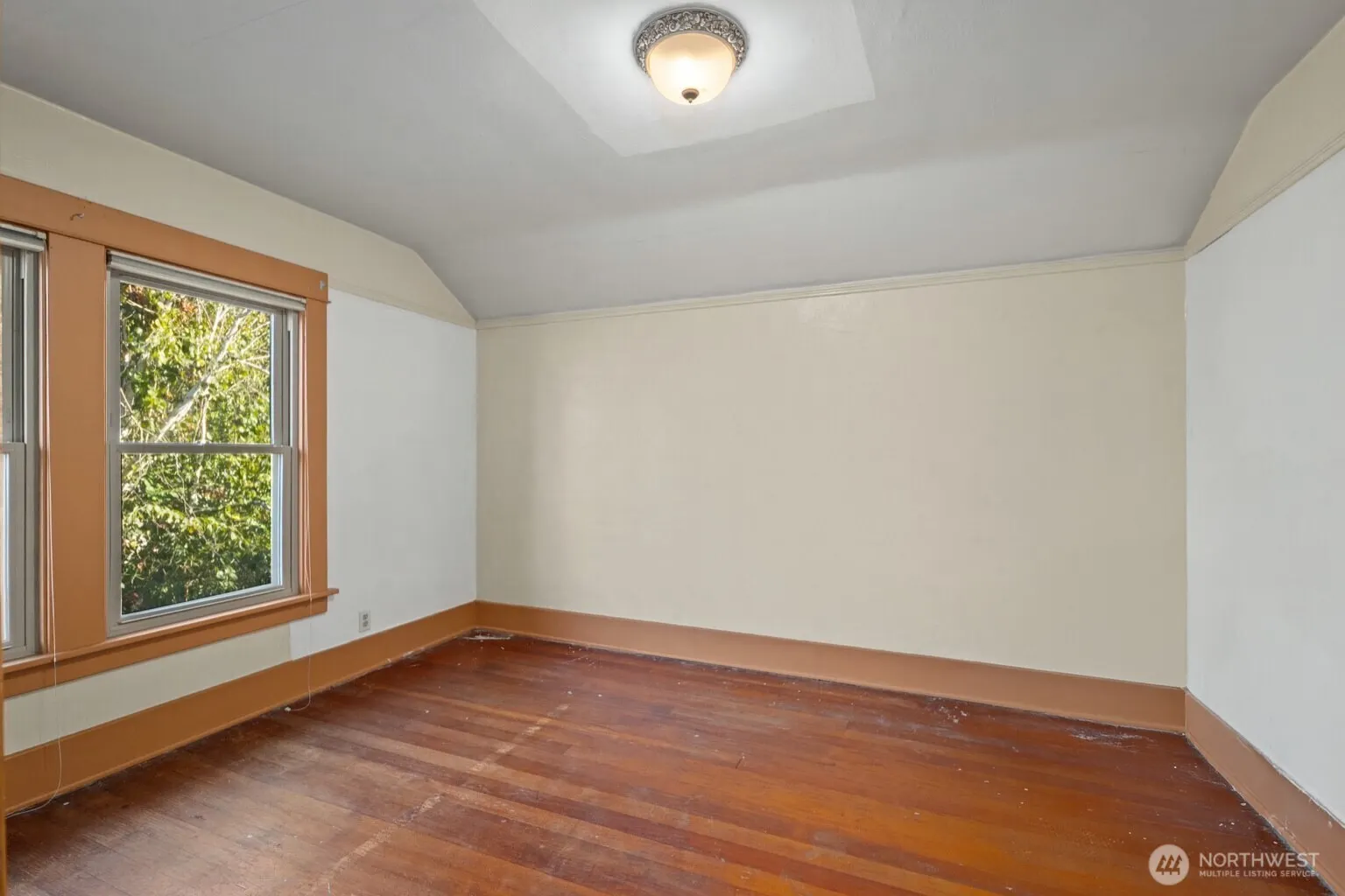 7007 26th Avenue NW, Seattle, WA 98117