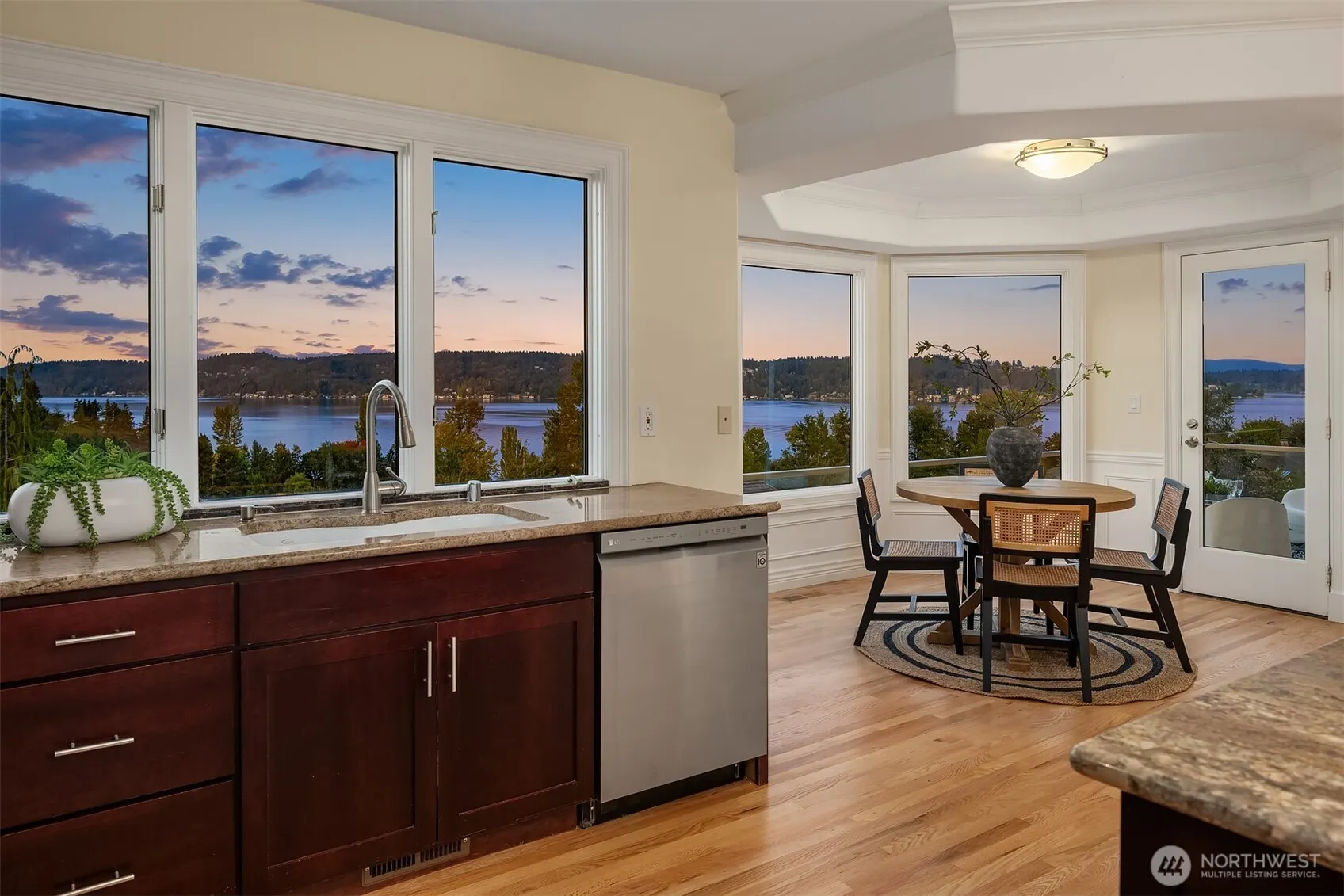 8726 Paisley Drive NE, Seattle, WA 98115